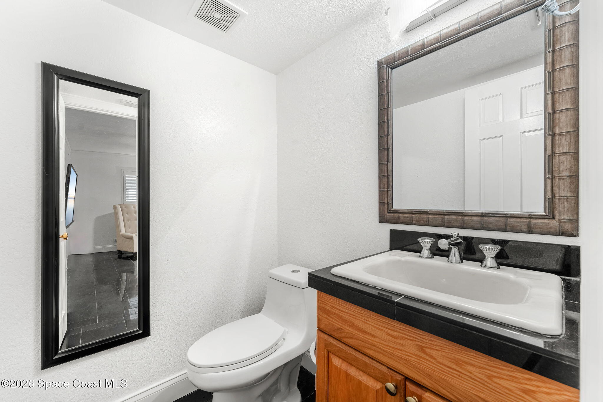 85 S Atlantic Avenue 504