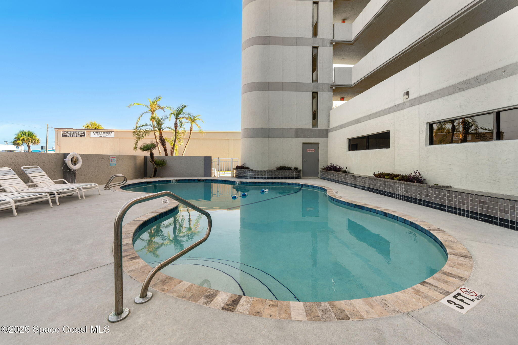 85 S Atlantic Avenue 504