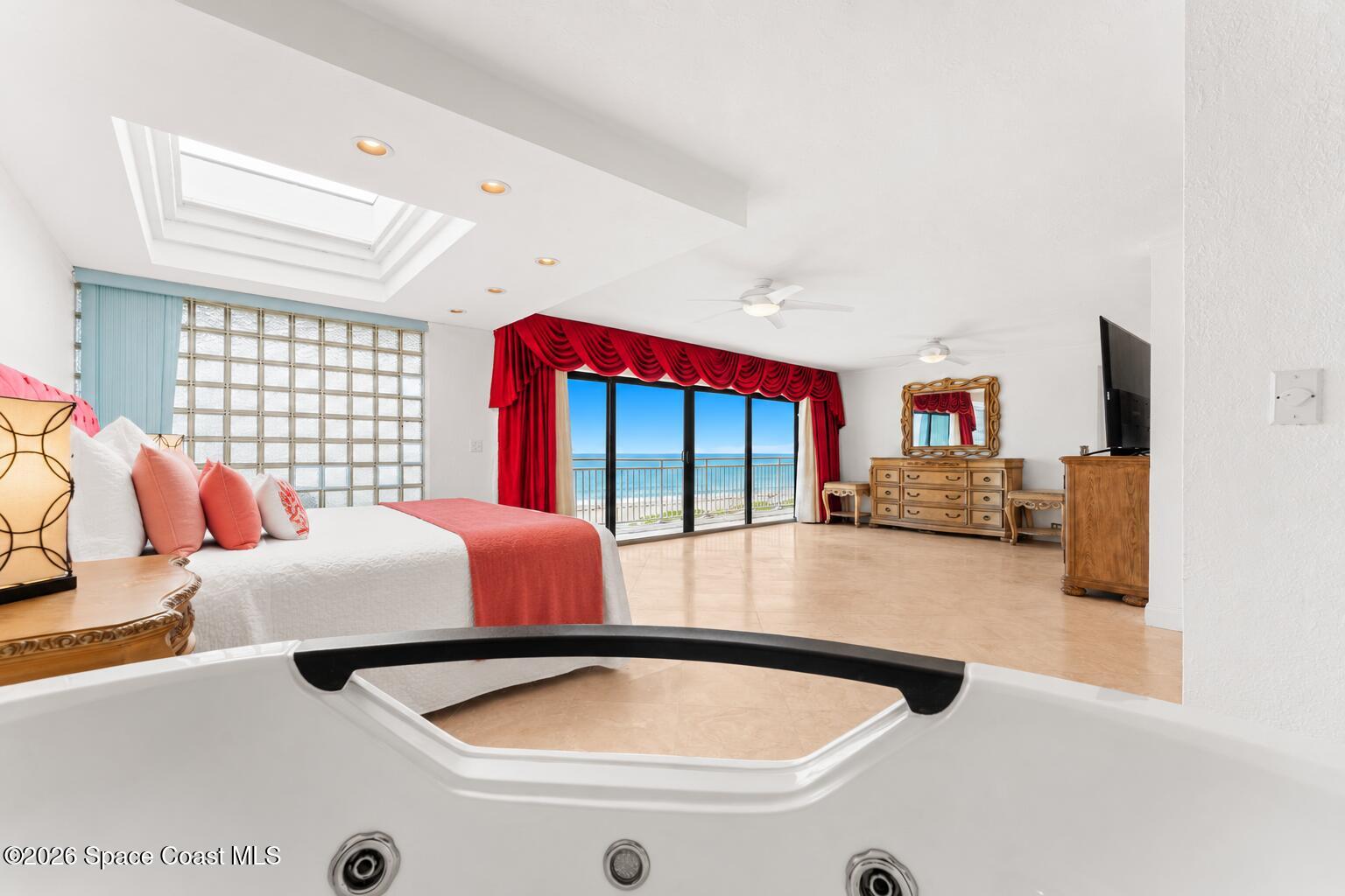 85 S Atlantic Avenue 504
