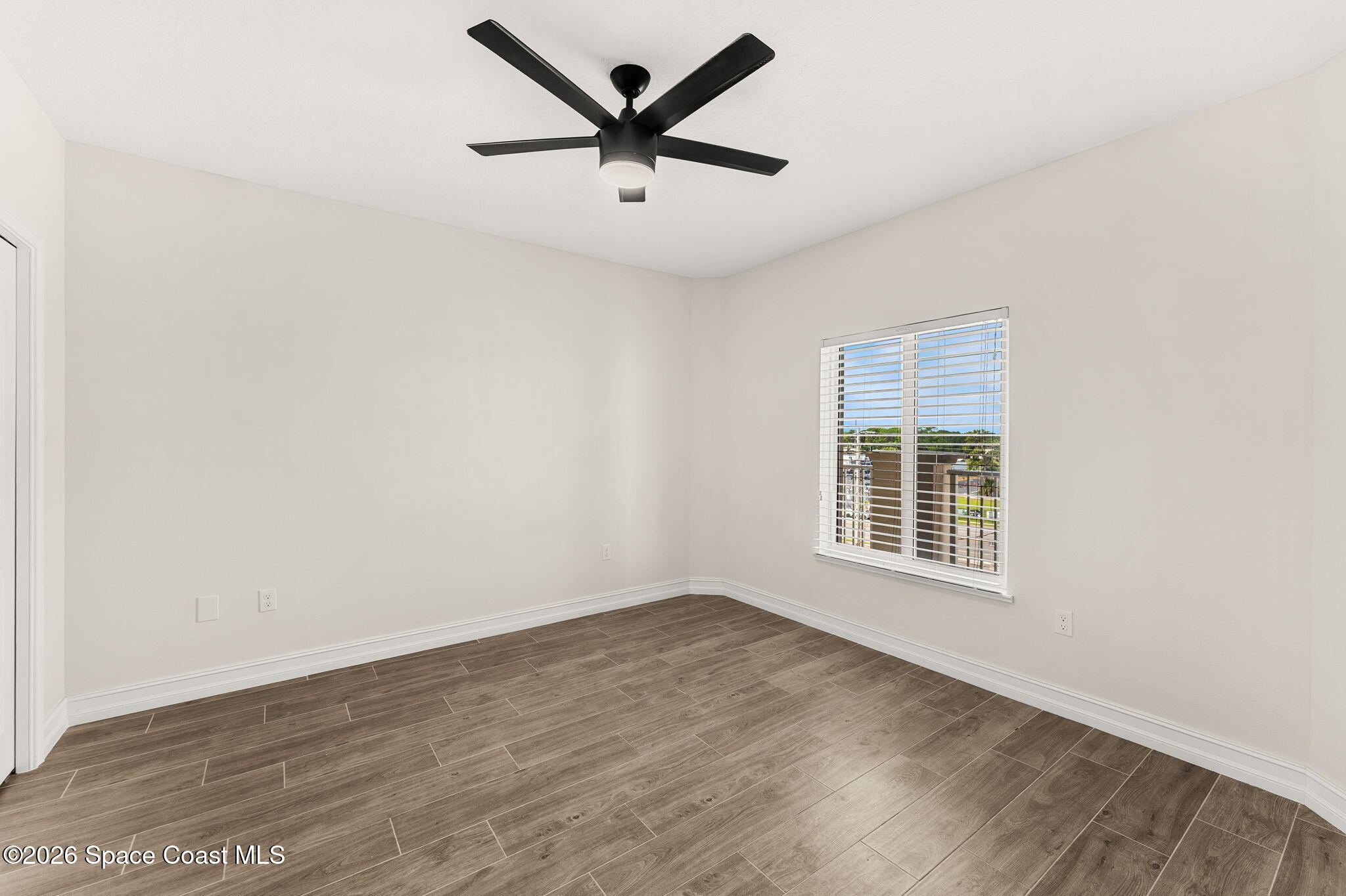 1805 Riverside Drive 507