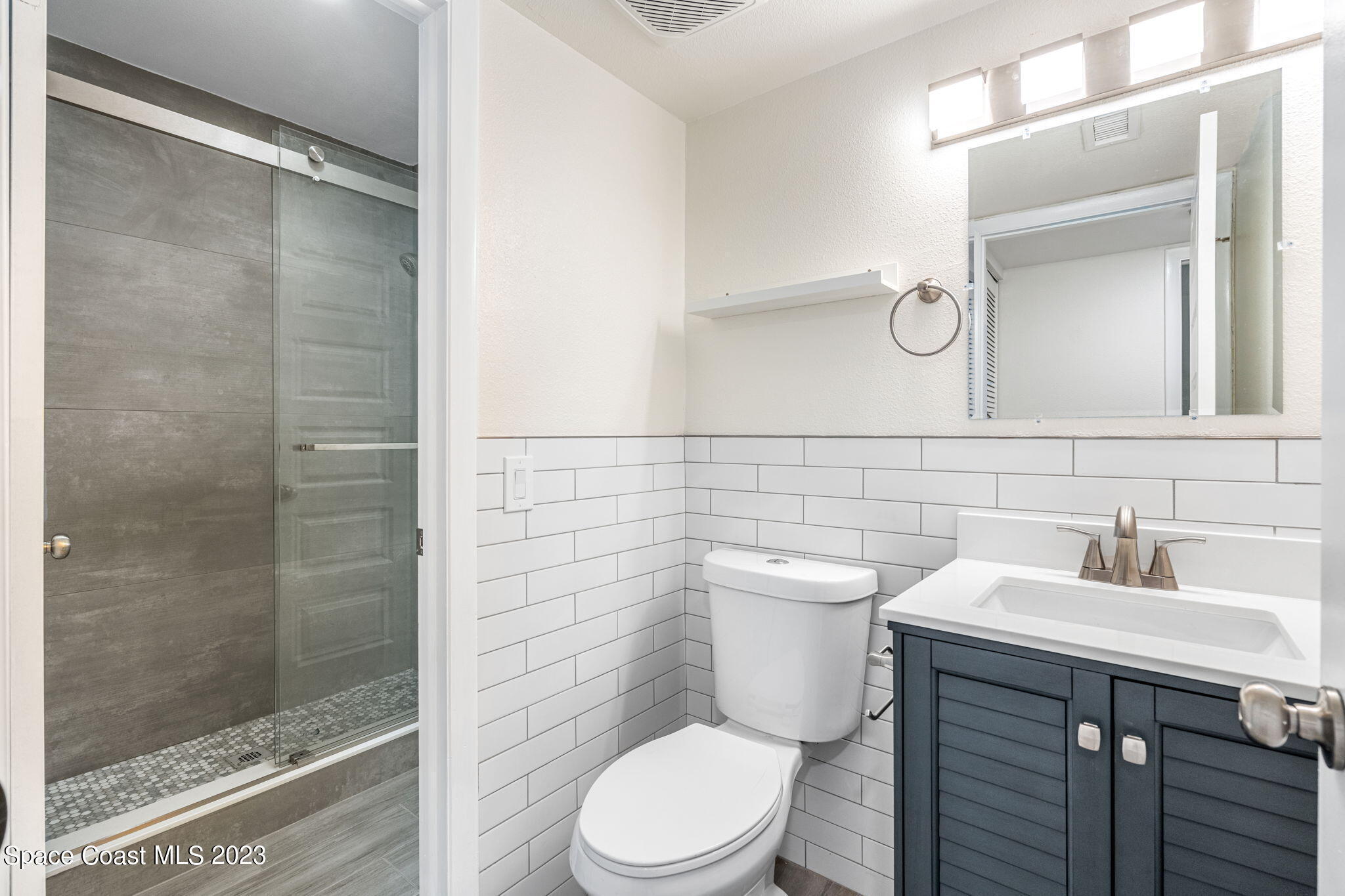 416 School Road S 101