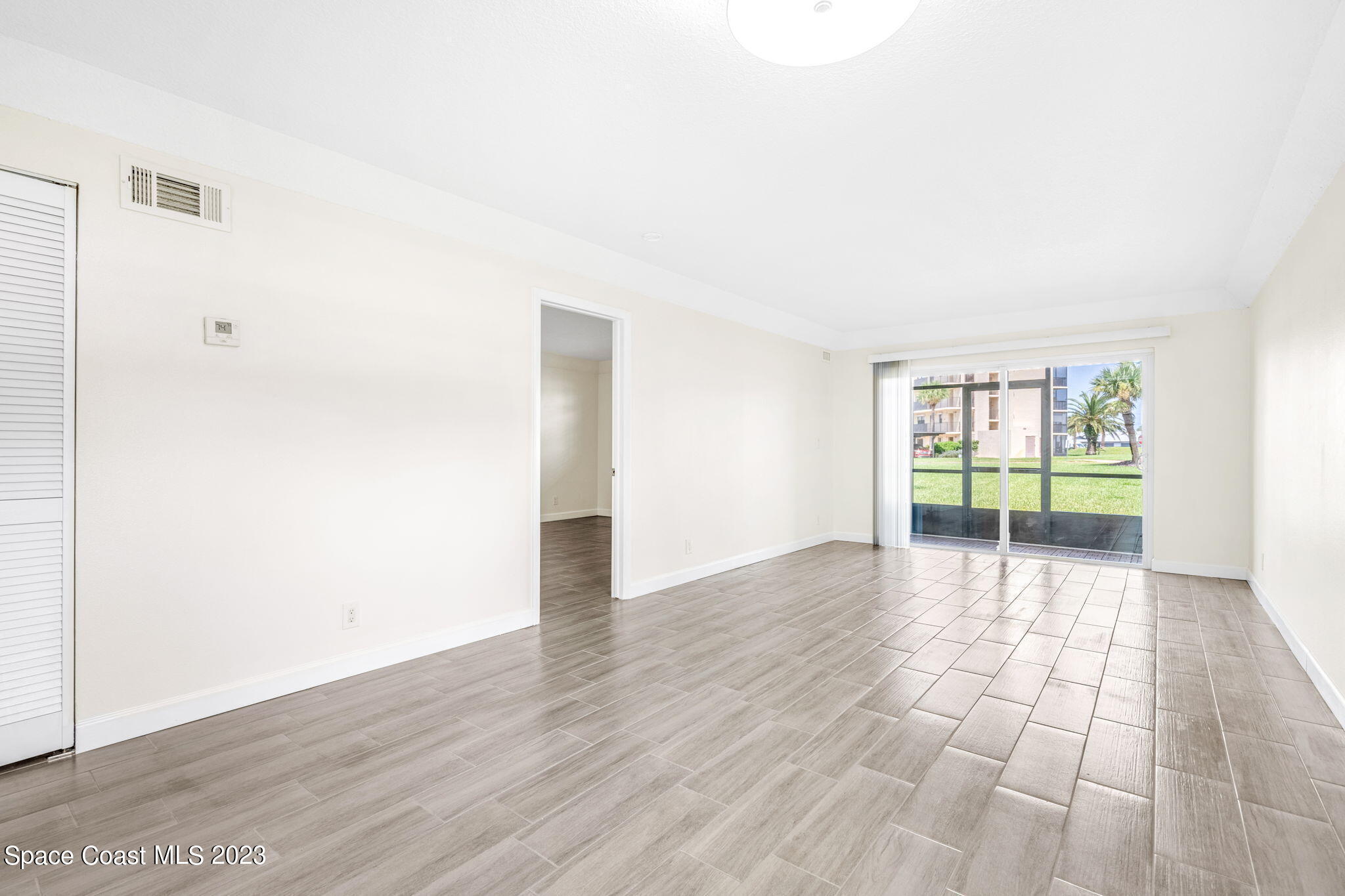 416 School Road S 101