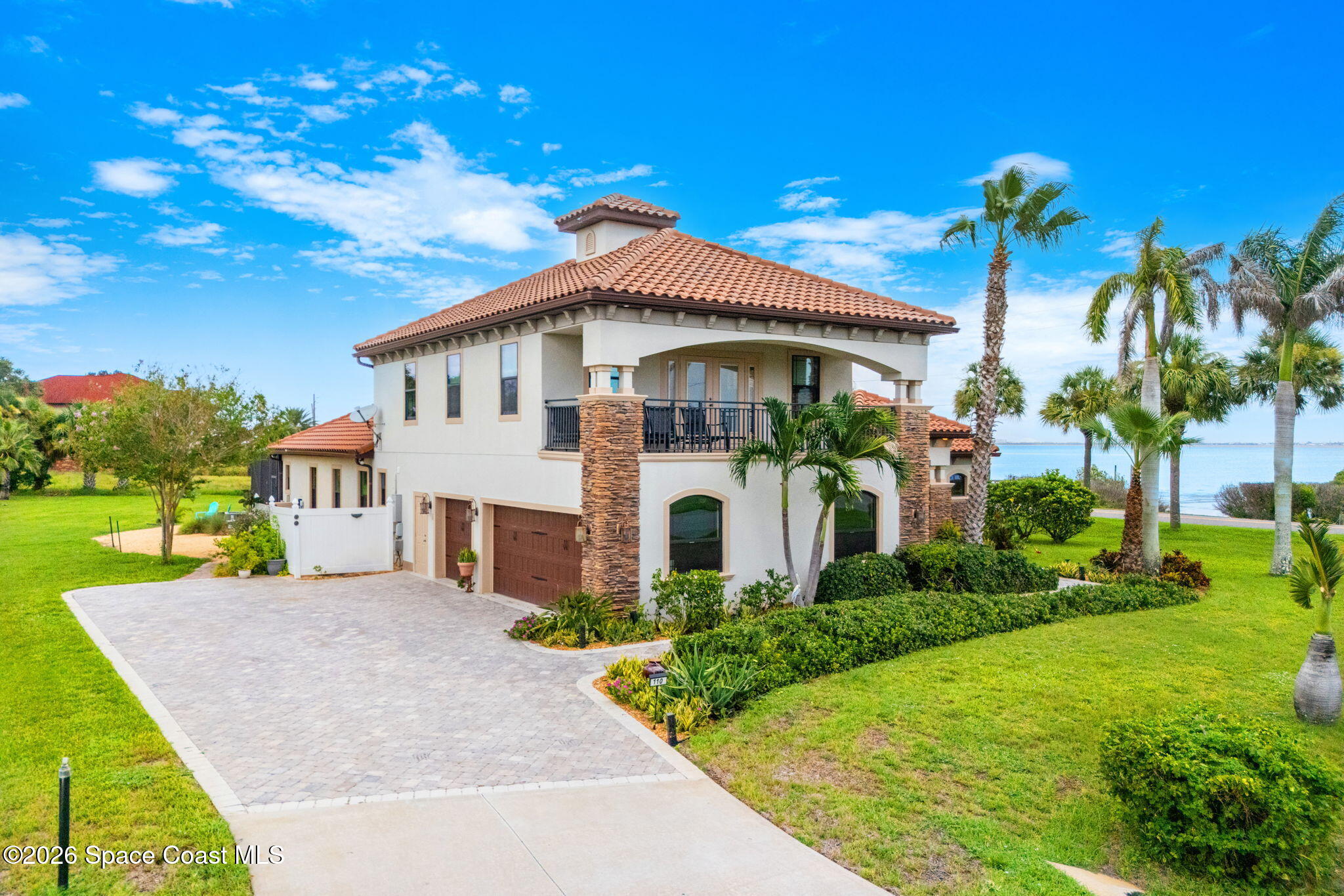 110 Utopia Circle