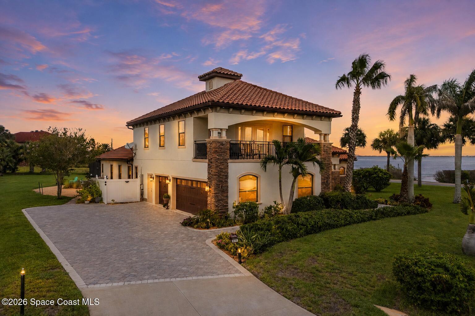 110 Utopia Circle