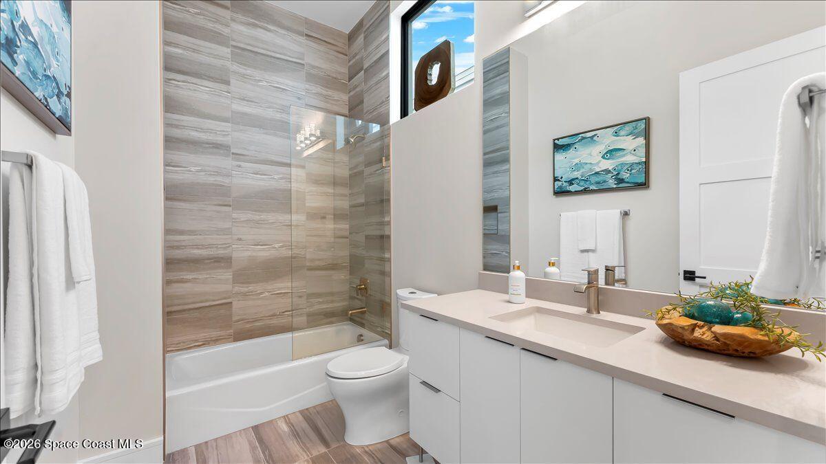 6444 Modern Duran Drive