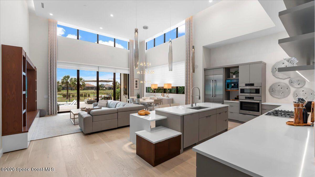 6444 Modern Duran Drive