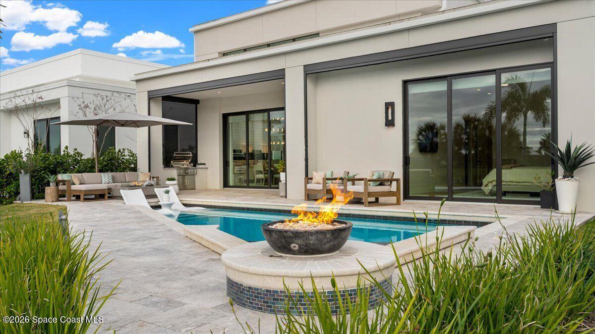 6444 Modern Duran Drive