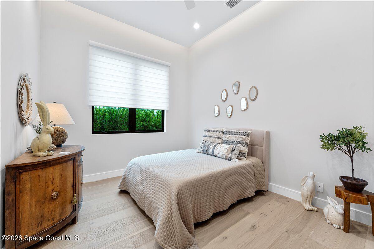 6444 Modern Duran Drive