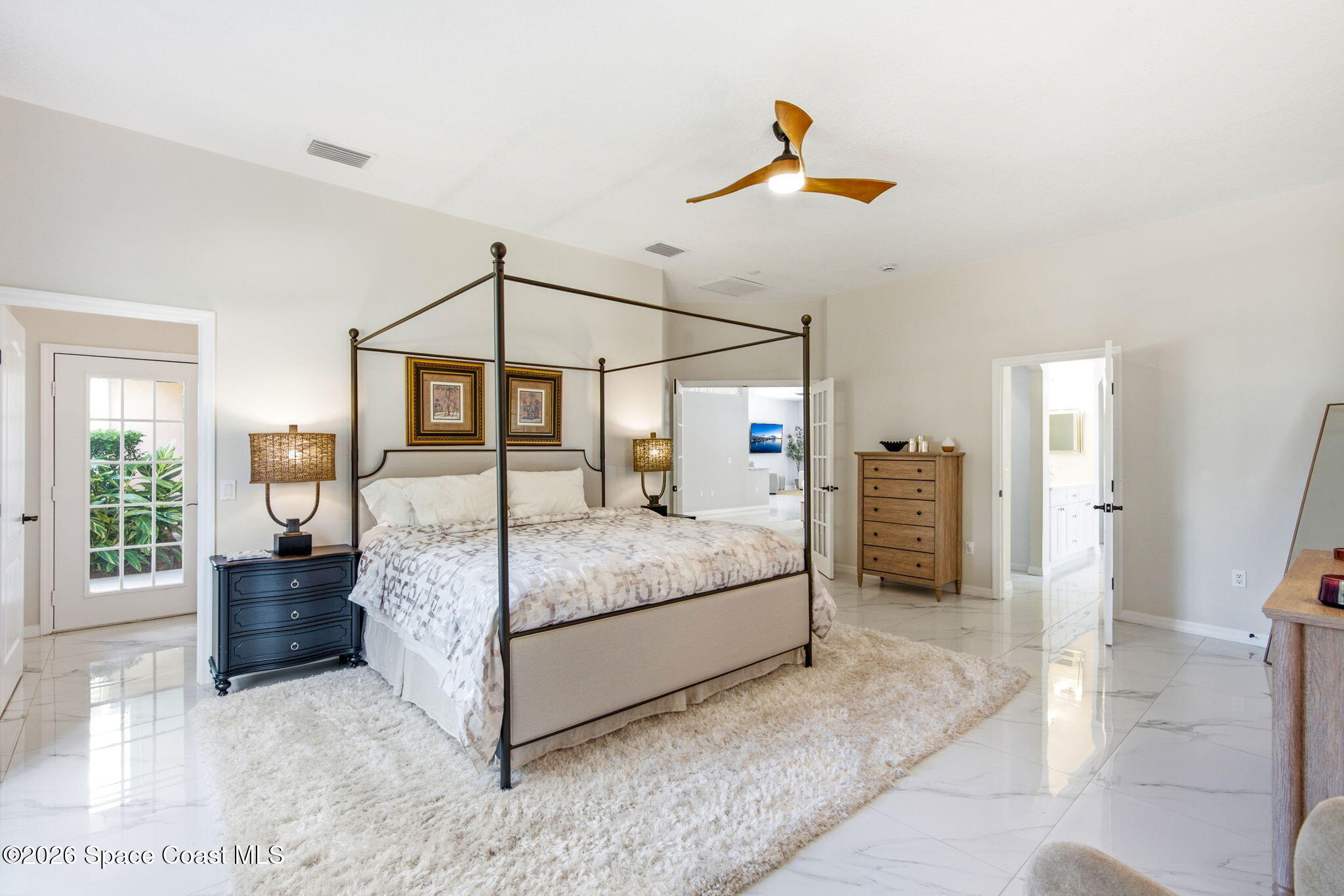 3130 Southern Oaks Drive