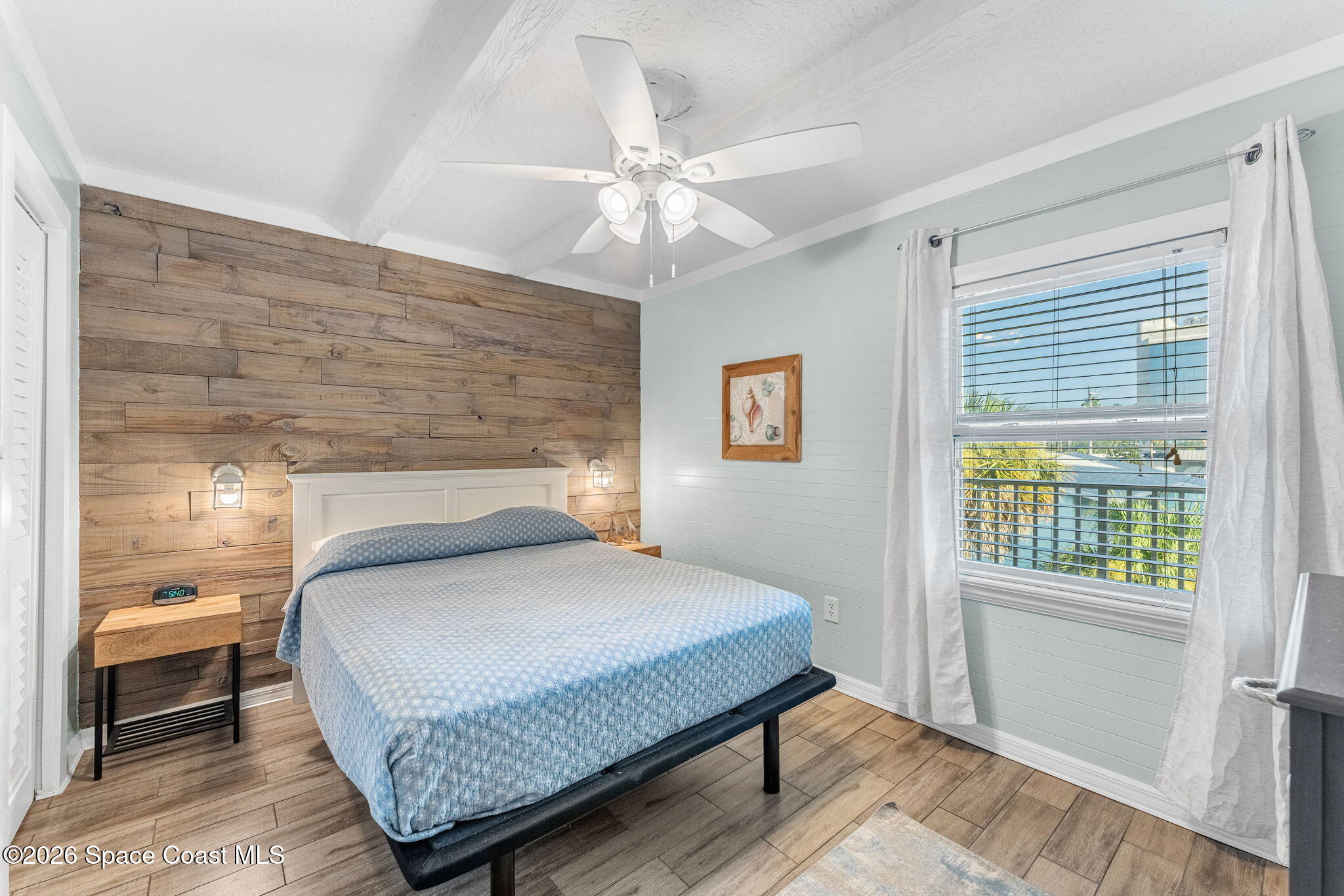 1209 E New Haven Avenue 402