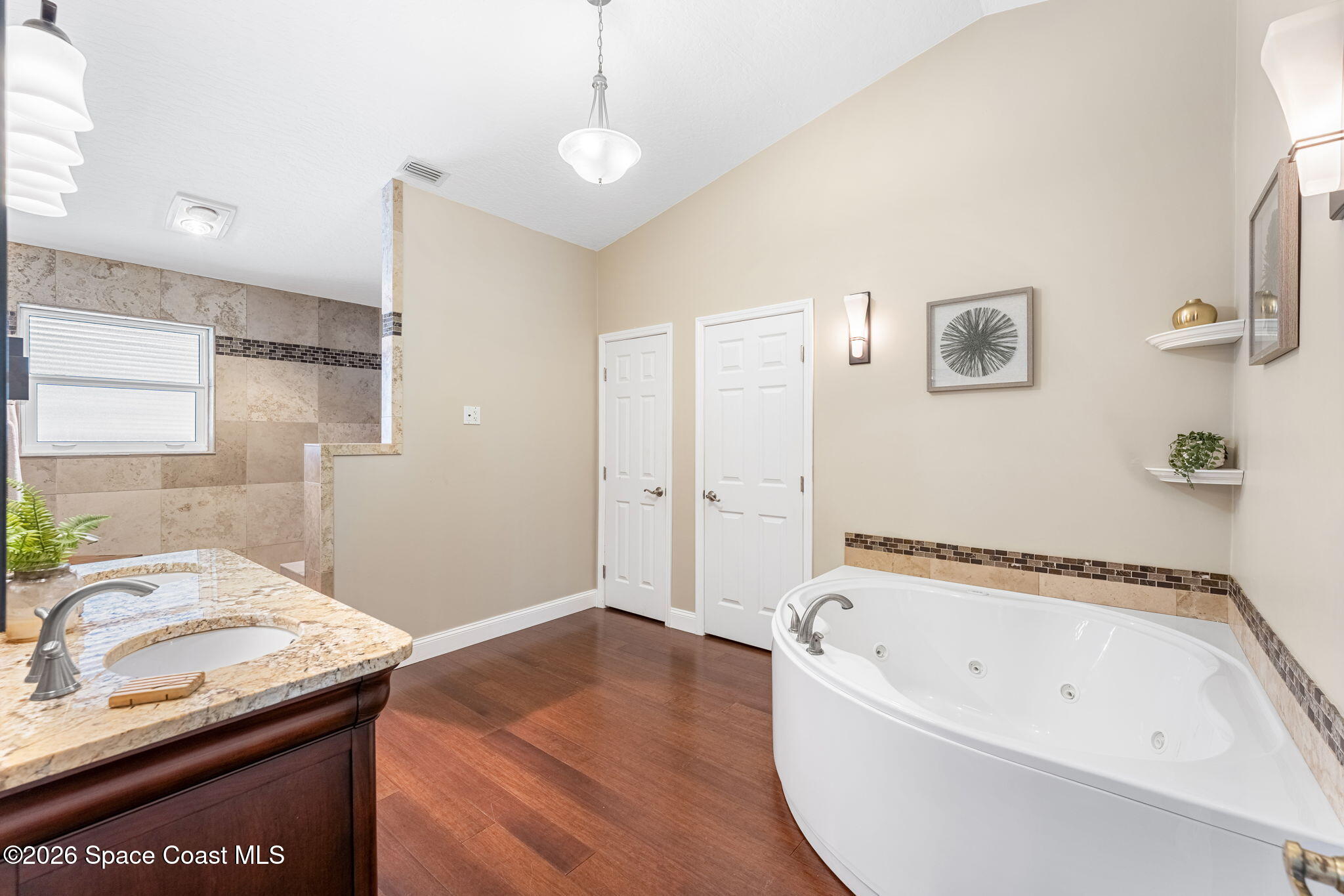 2595 Coral Way