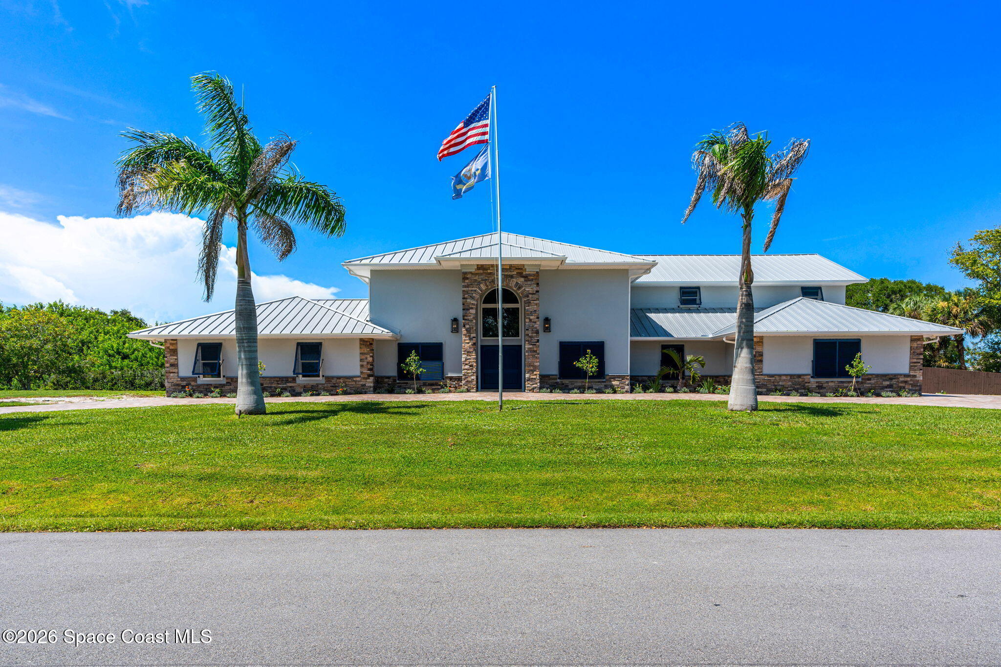 2595 Coral Way