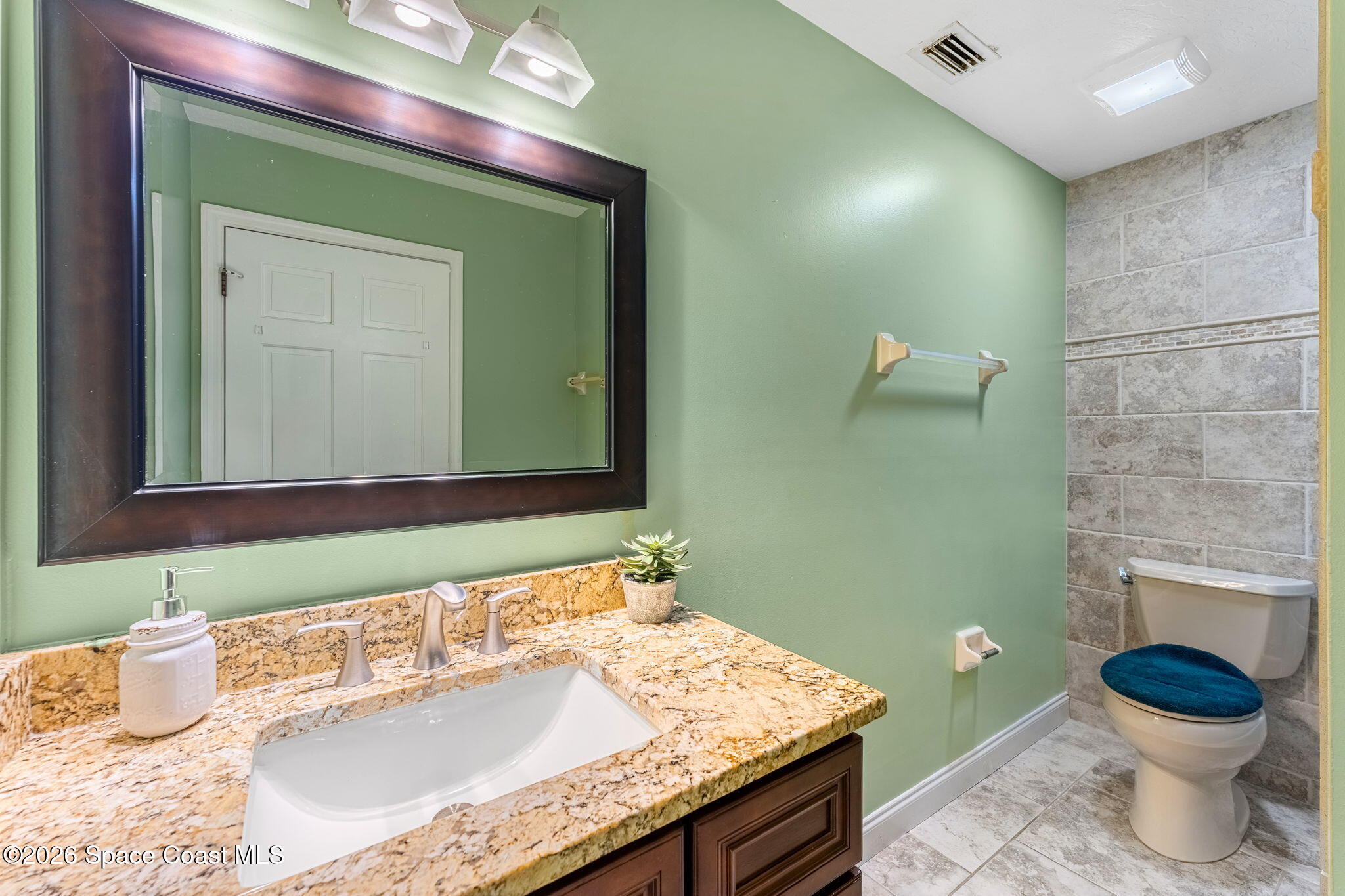2595 Coral Way