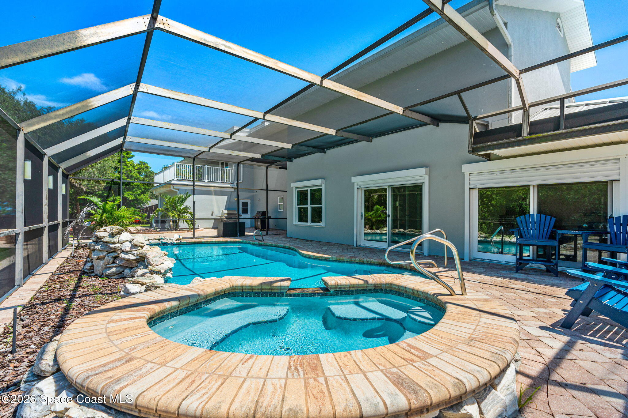 2595 Coral Way