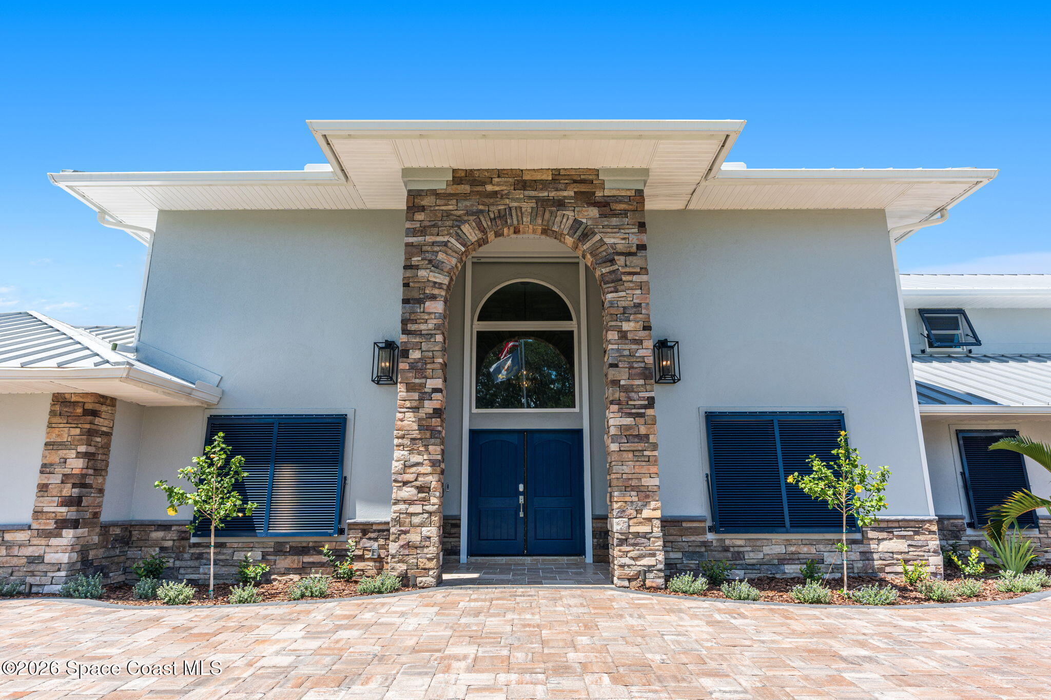 2595 Coral Way