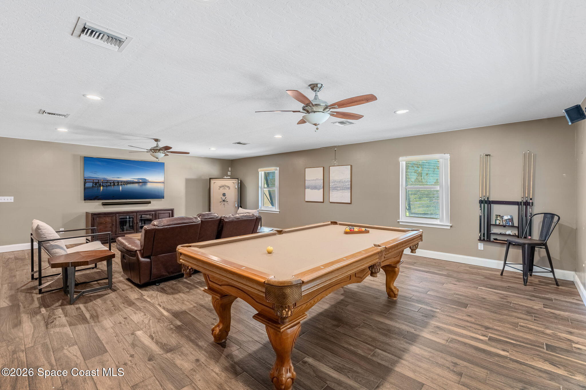 2595 Coral Way