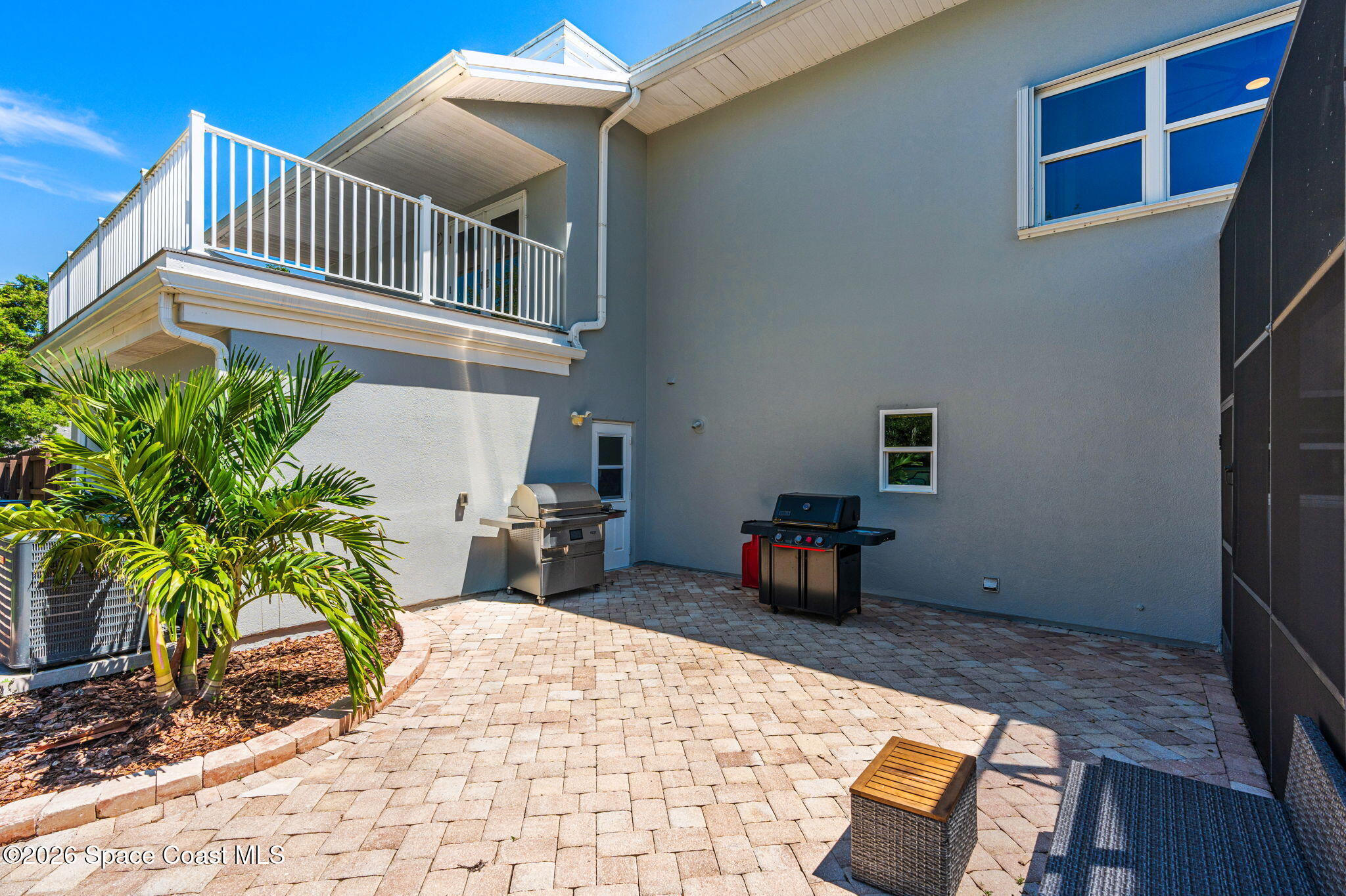 2595 Coral Way