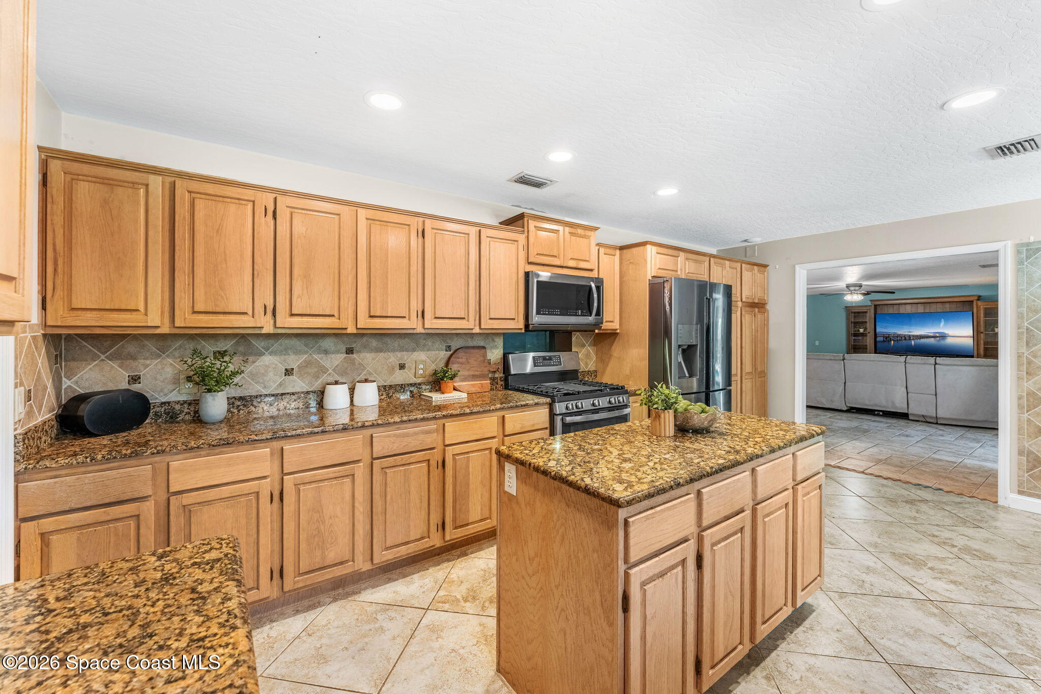 2595 Coral Way