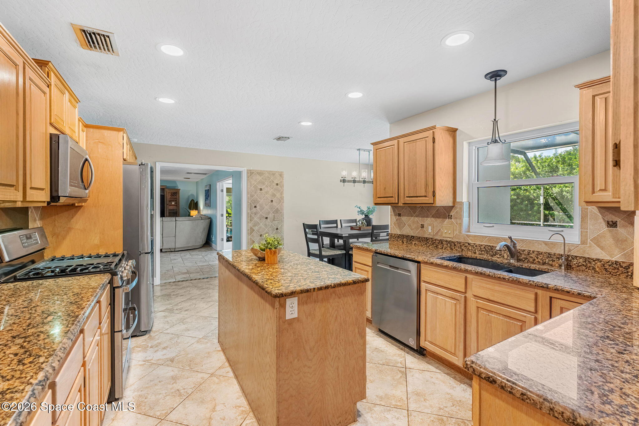 2595 Coral Way