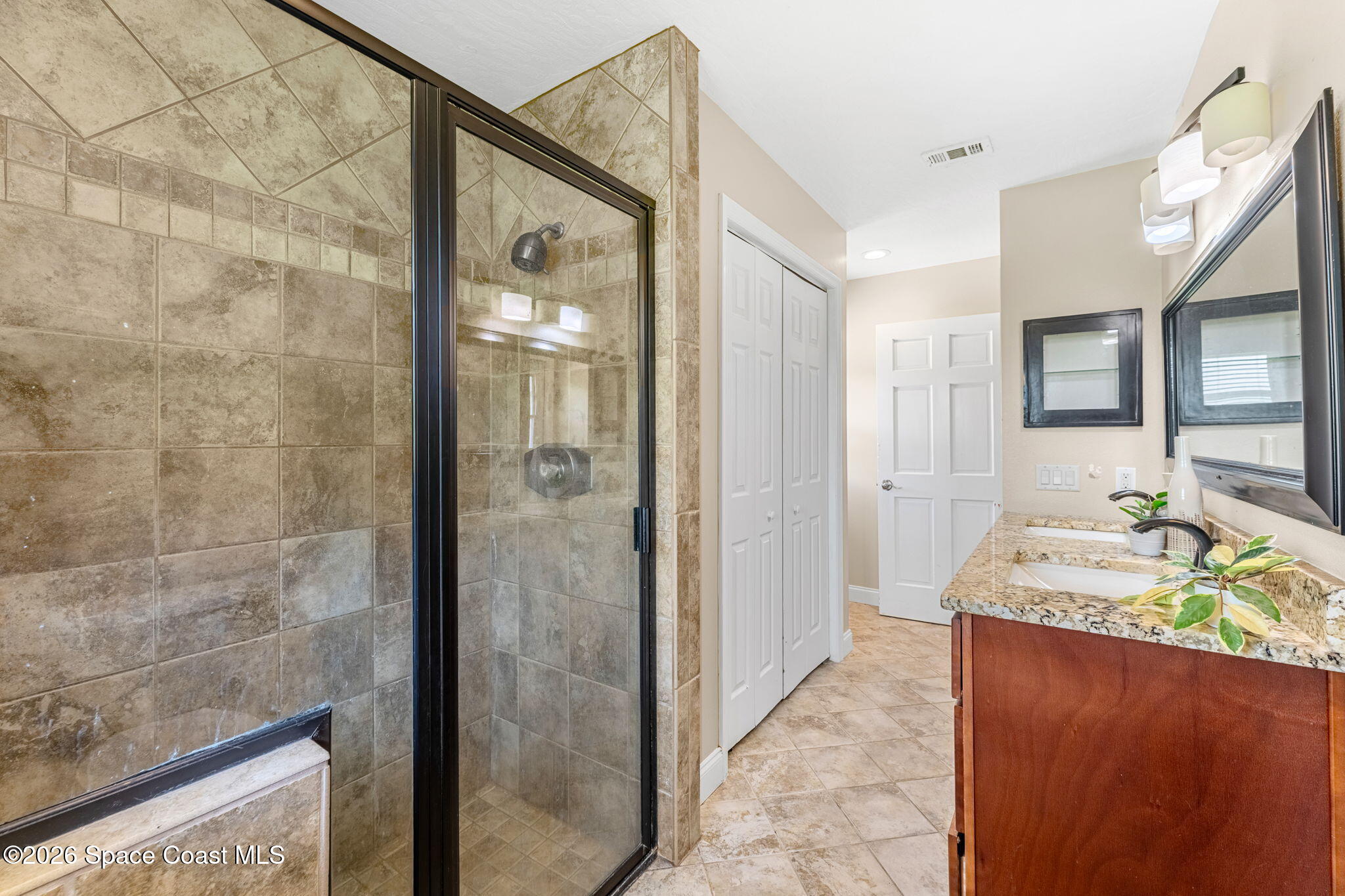 2595 Coral Way
