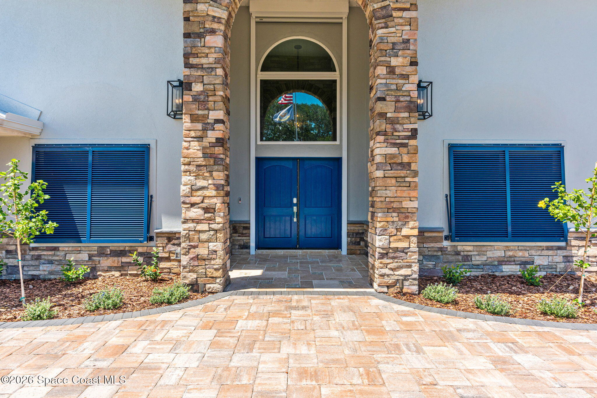 2595 Coral Way