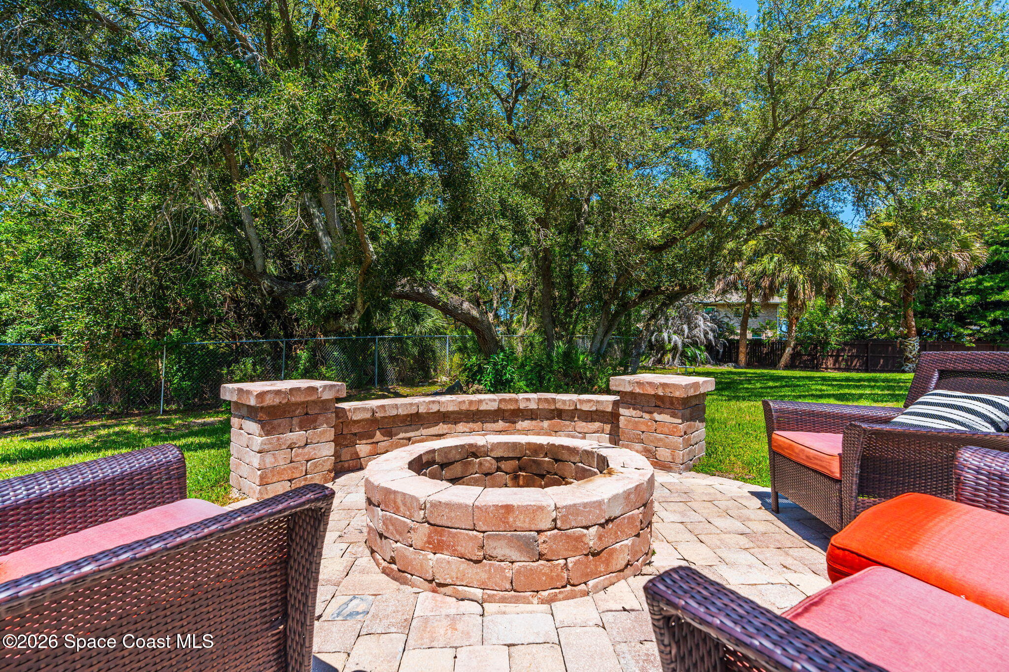 2595 Coral Way