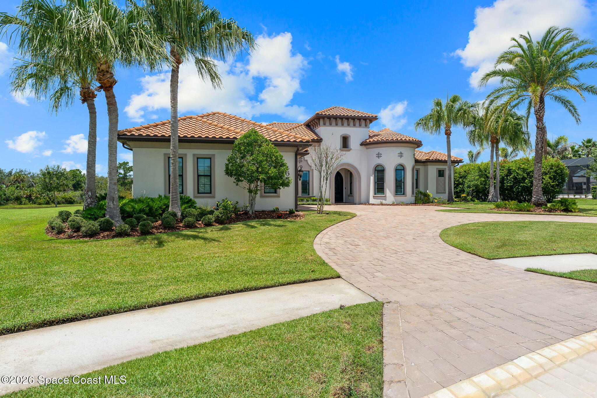 4686 Tea Tree Court