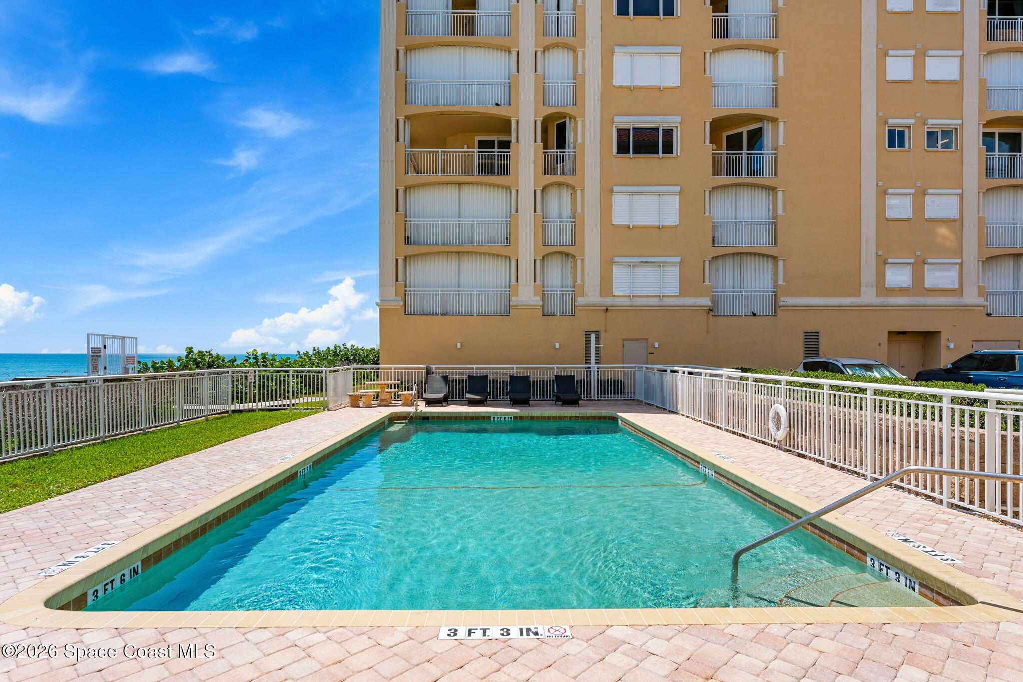 1095 Highway A1a 2401