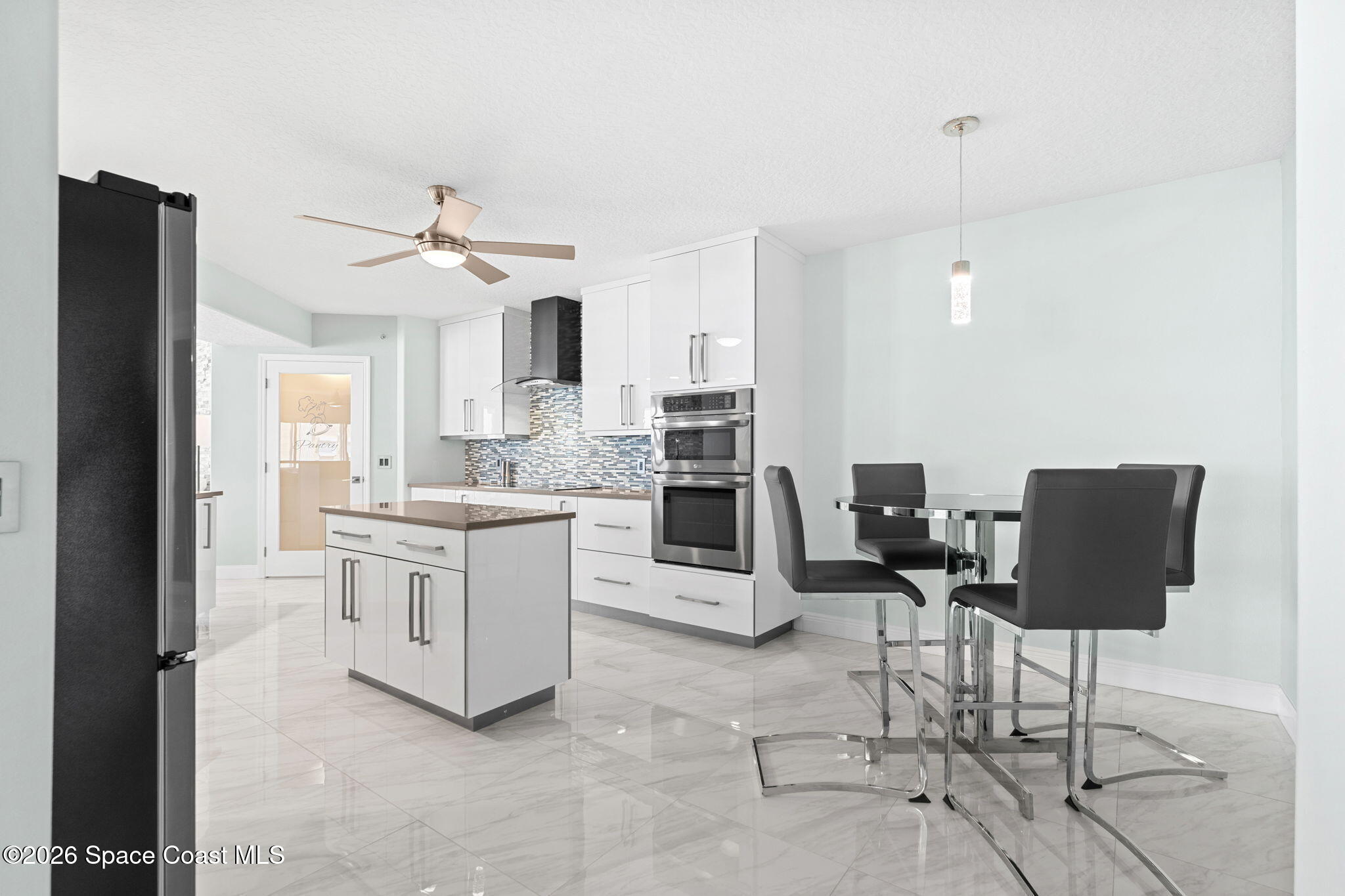 1095 Highway A1a 2401