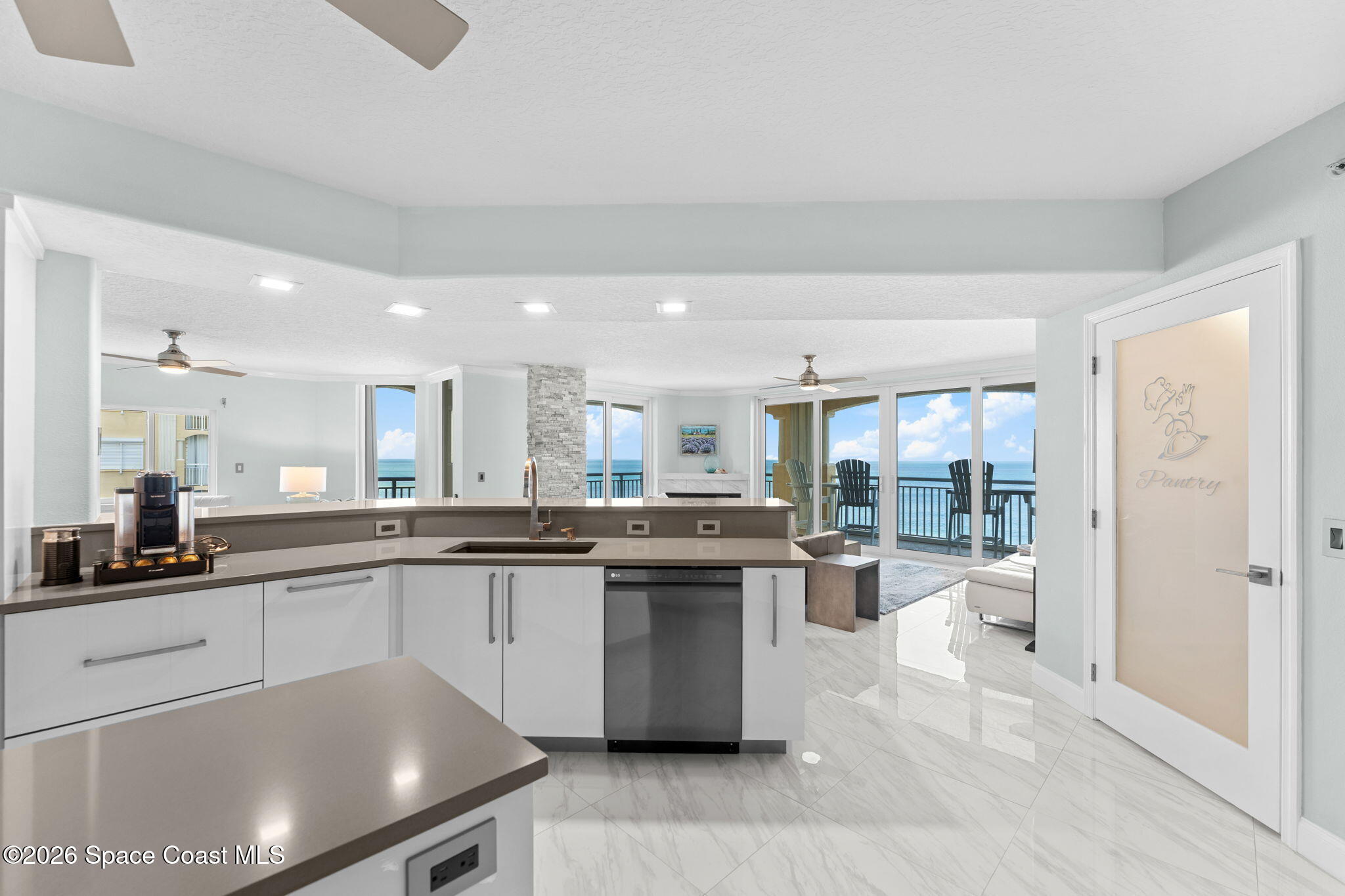 1095 Highway A1a 2401