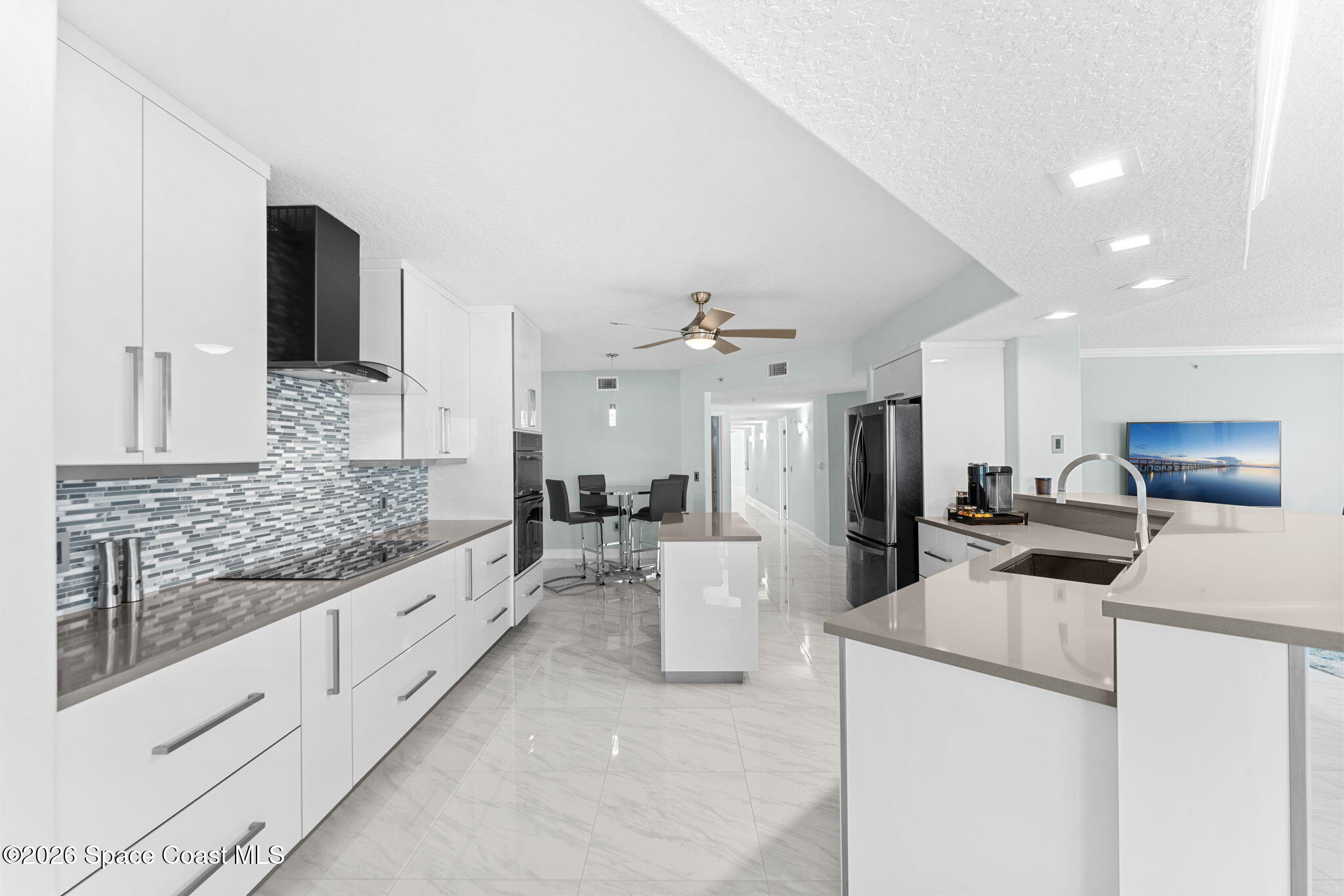 1095 Highway A1a 2401