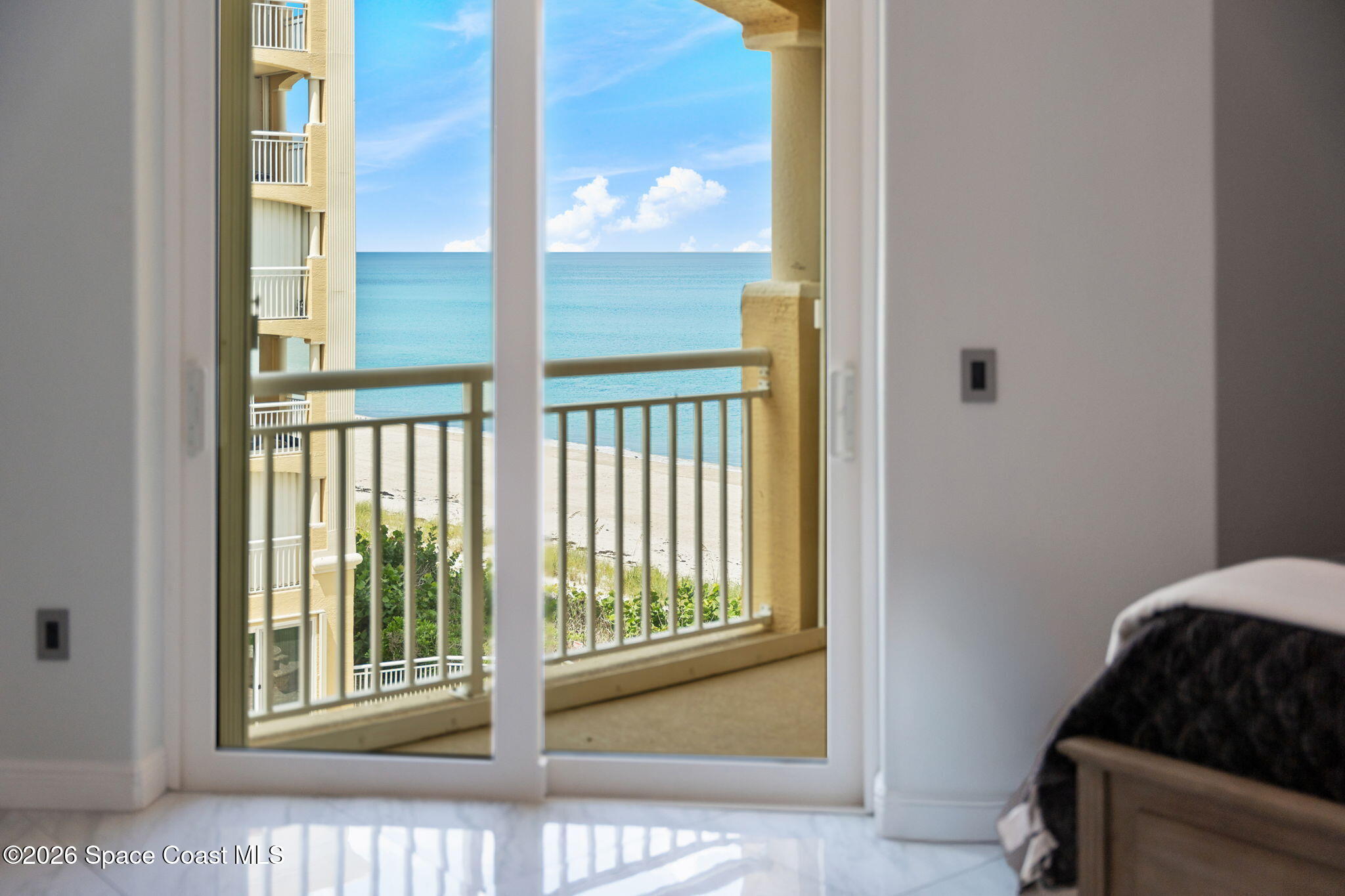 1095 Highway A1a 2401