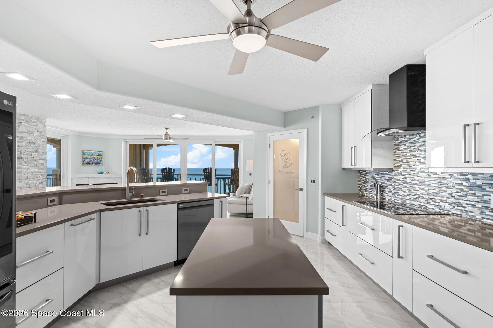 1095 Highway A1a 2401