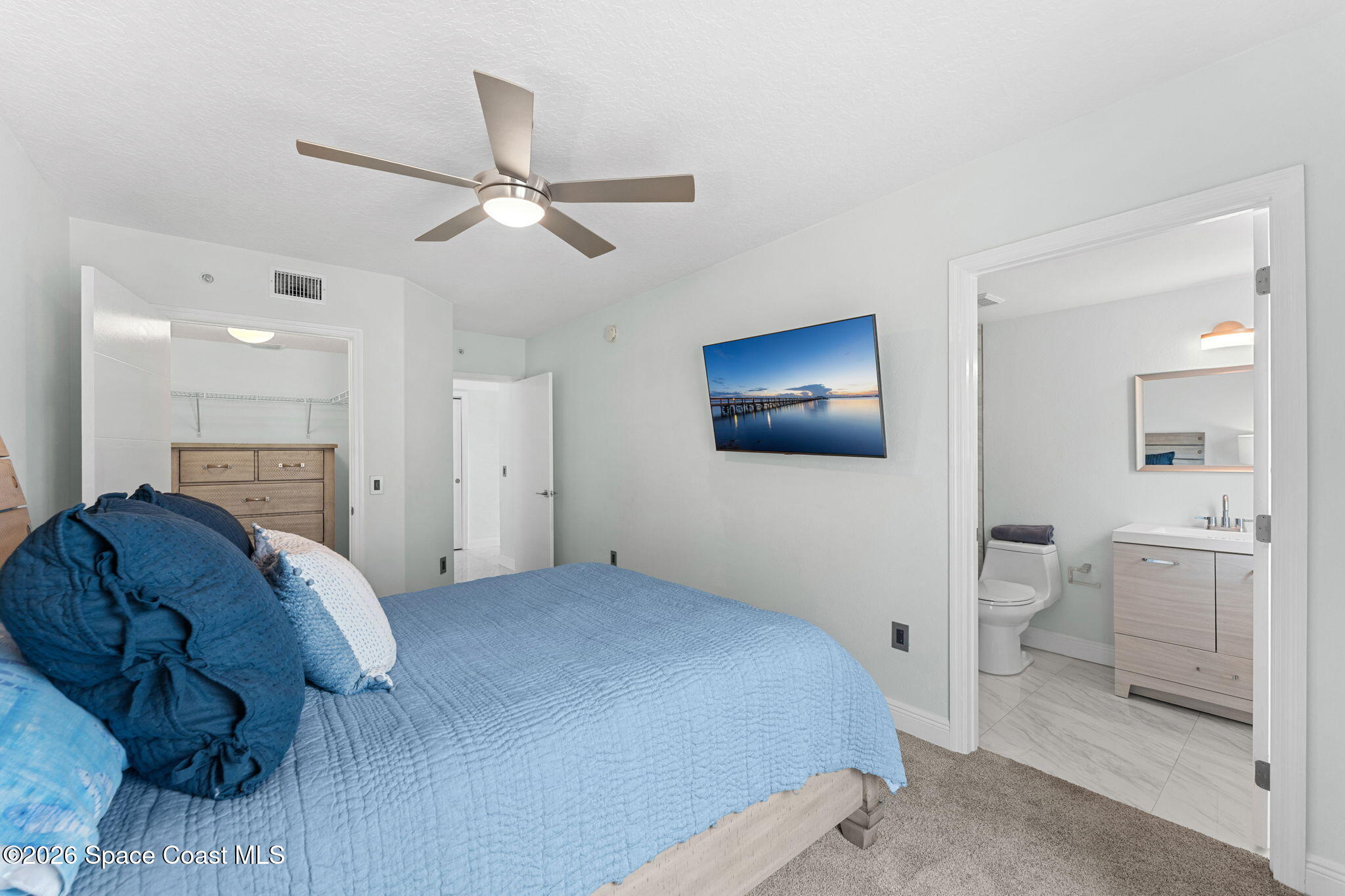 1095 Highway A1a 2401