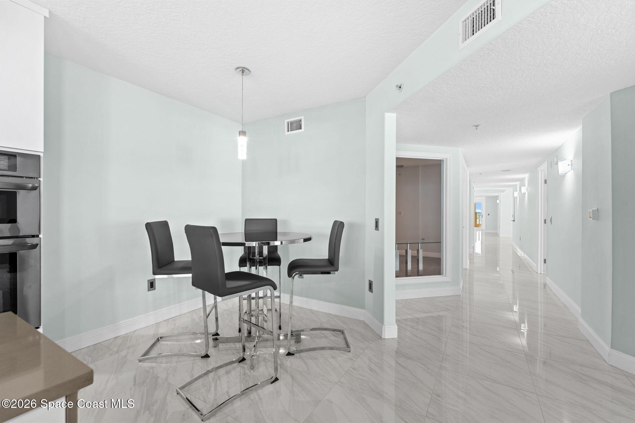 1095 Highway A1a 2401