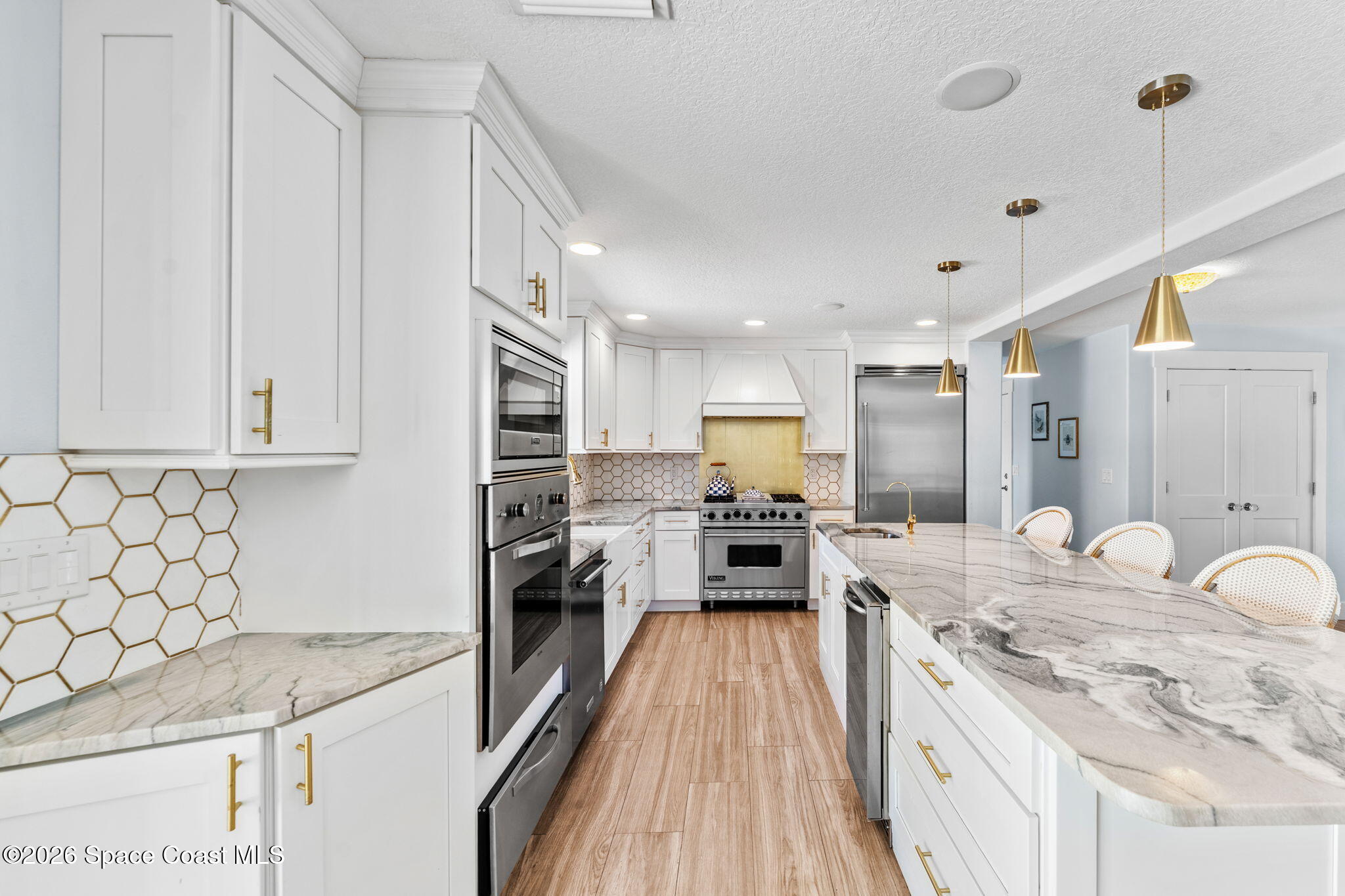 417 Riverview Lane