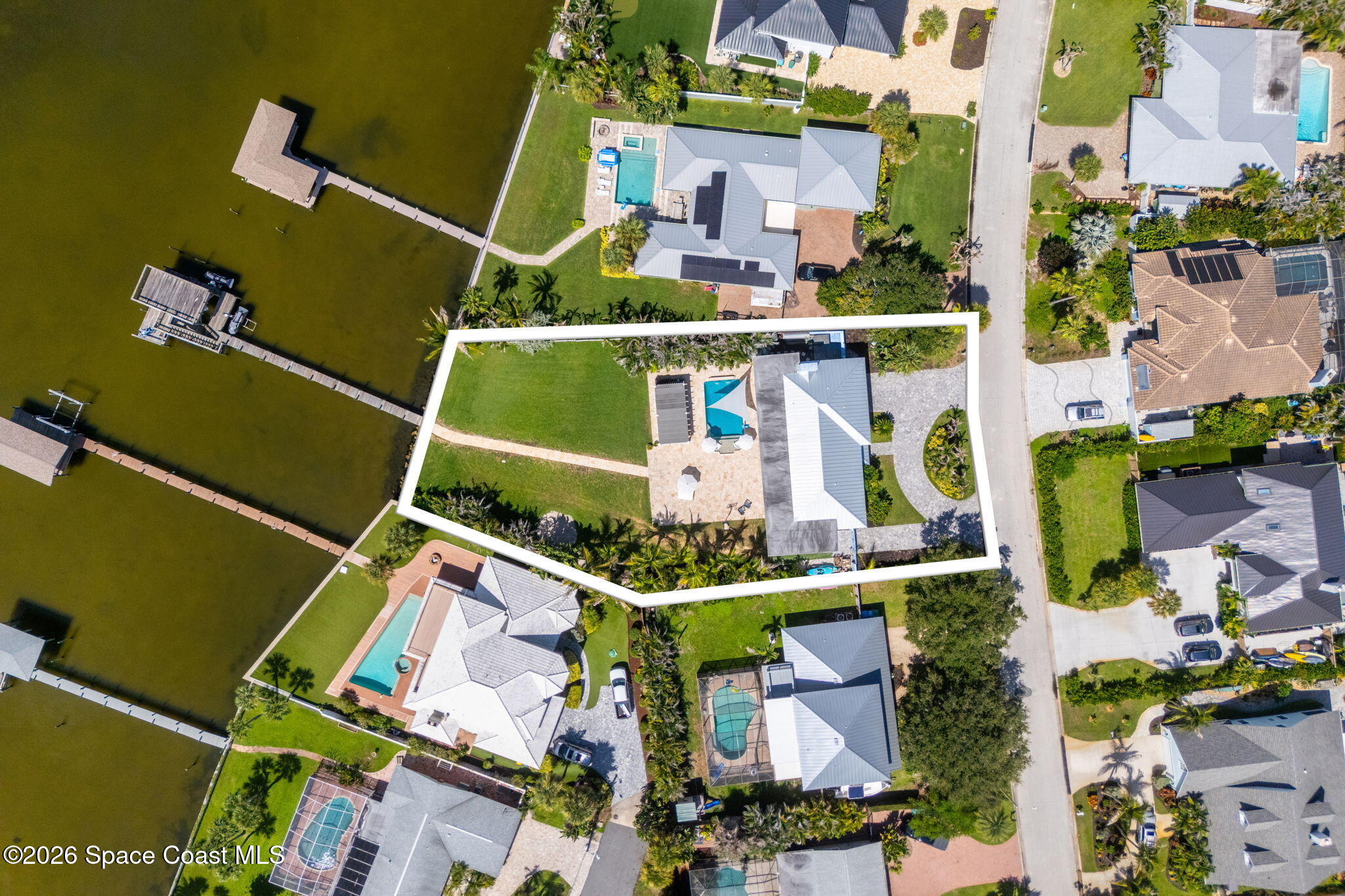 417 Riverview Lane