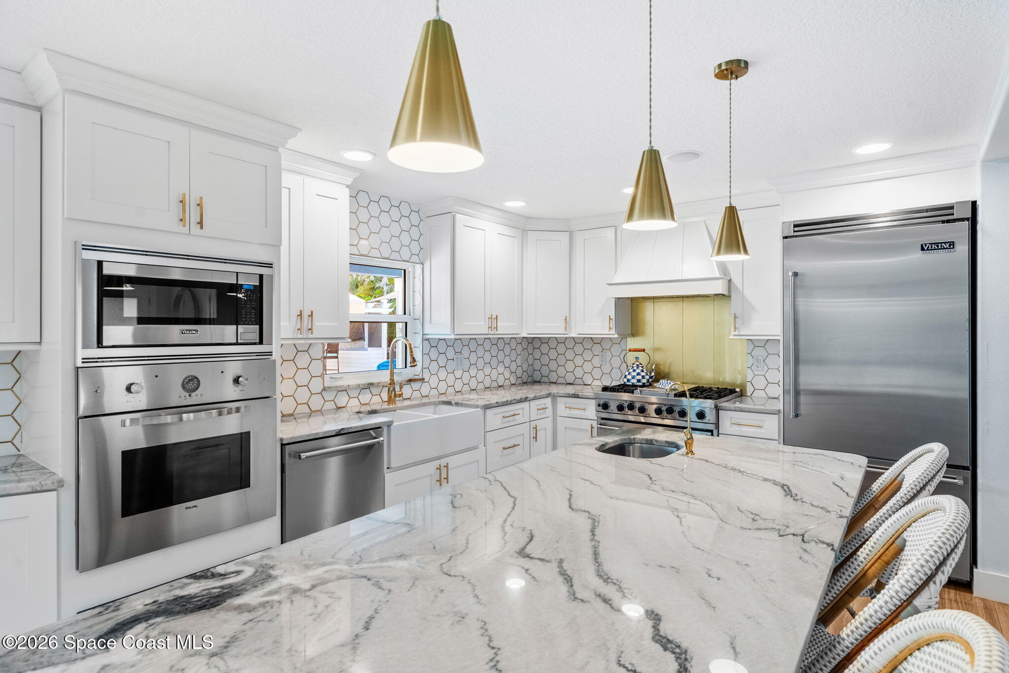 417 Riverview Lane