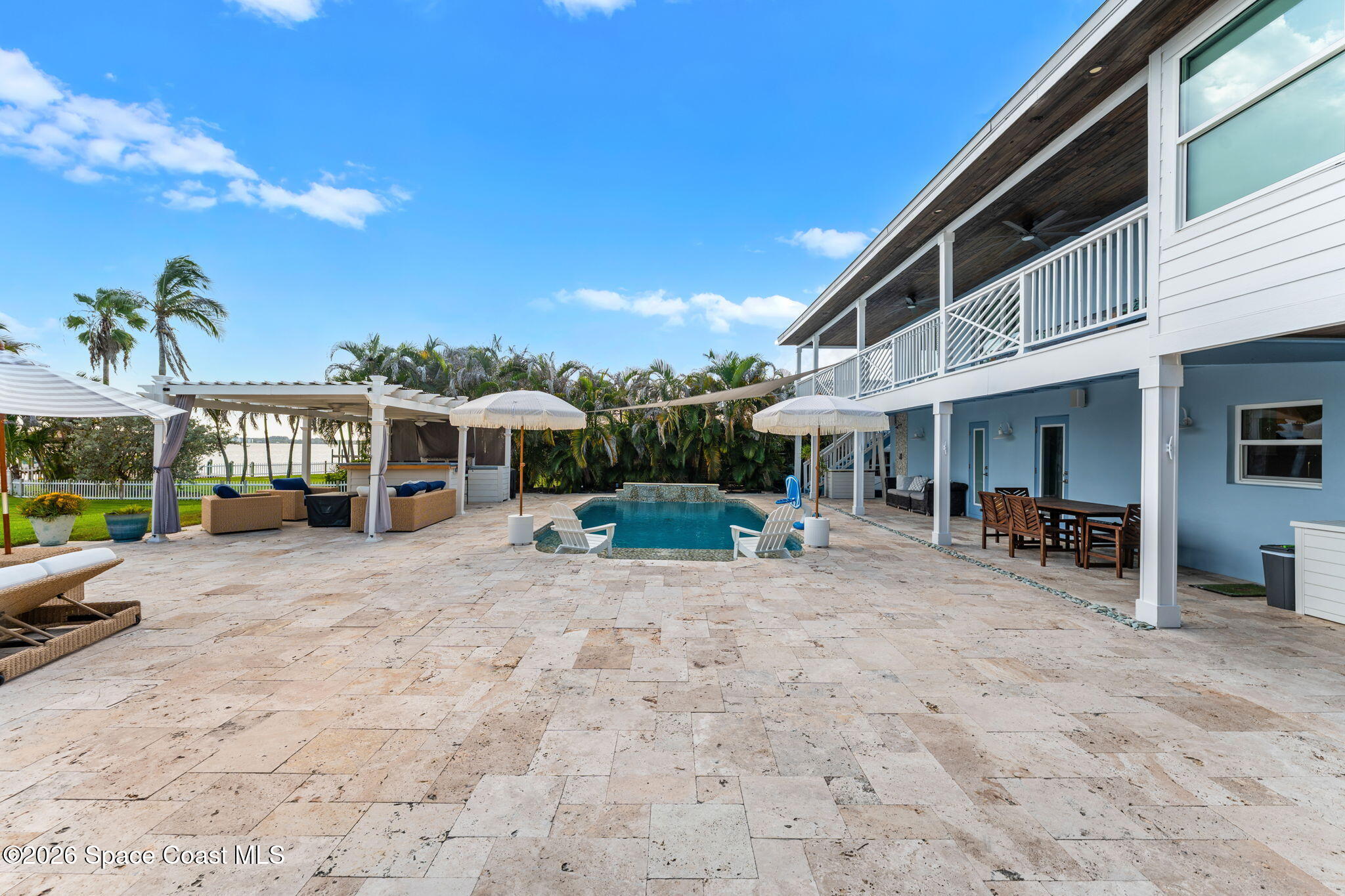 417 Riverview Lane