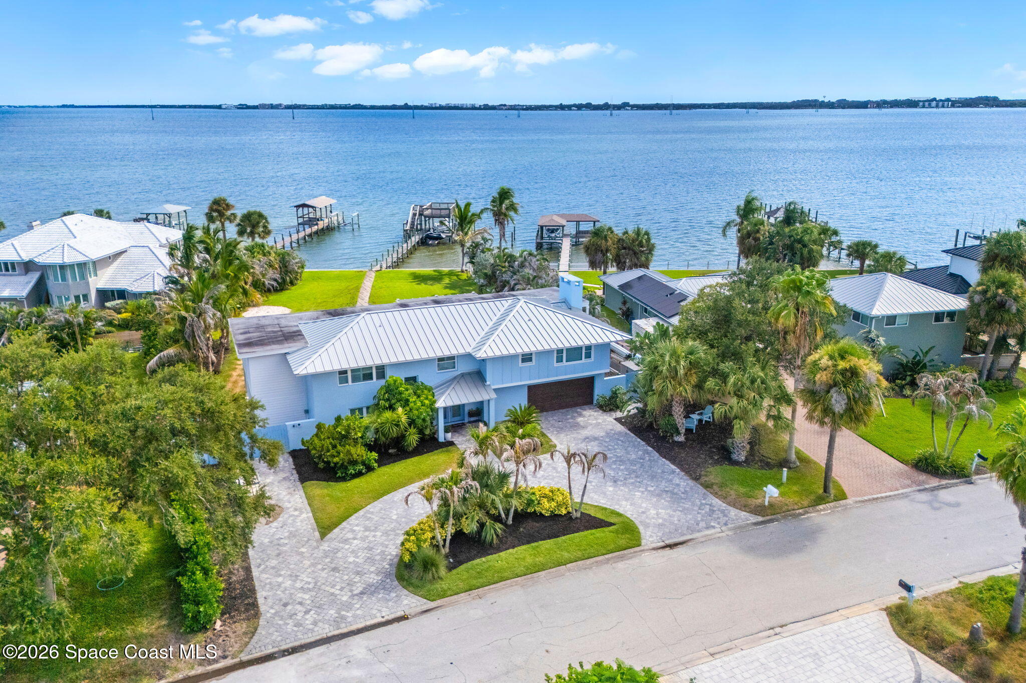 417 Riverview Lane