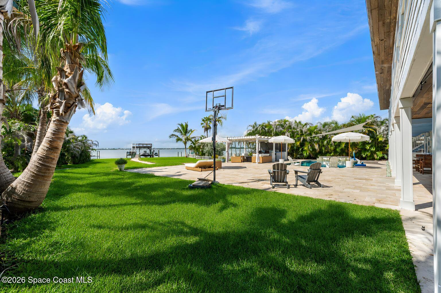 417 Riverview Lane