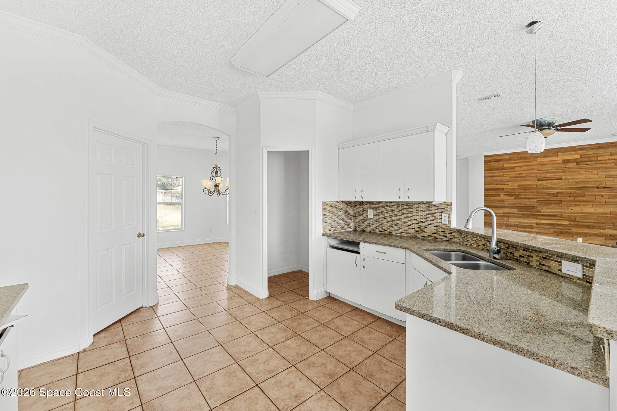 5313 Yaupon Holly Drive