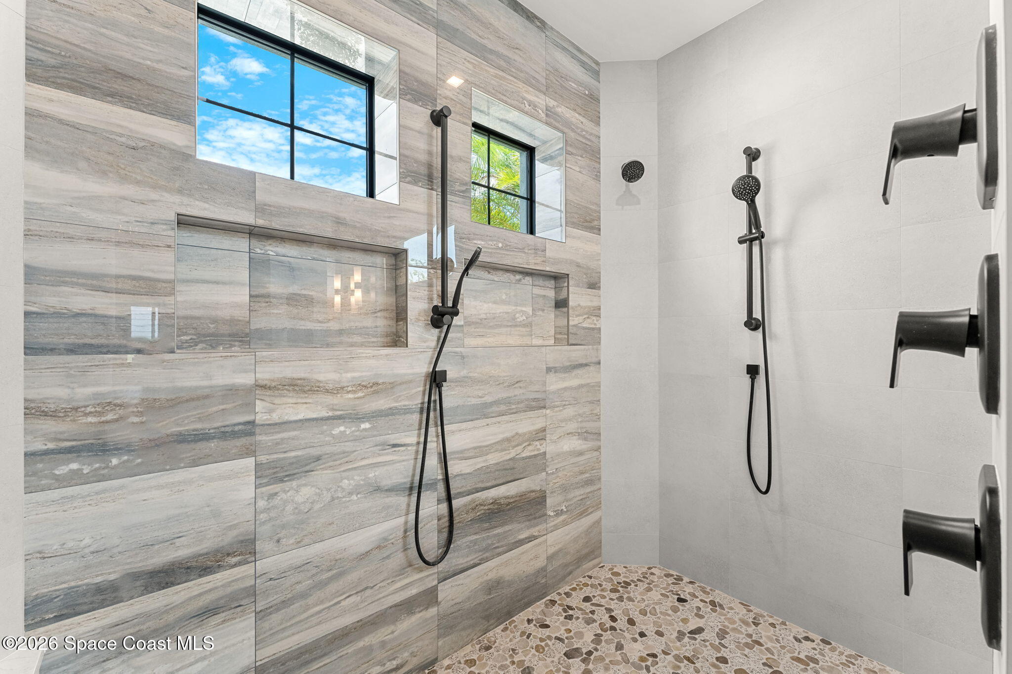 3739 Lake Adelaide Place