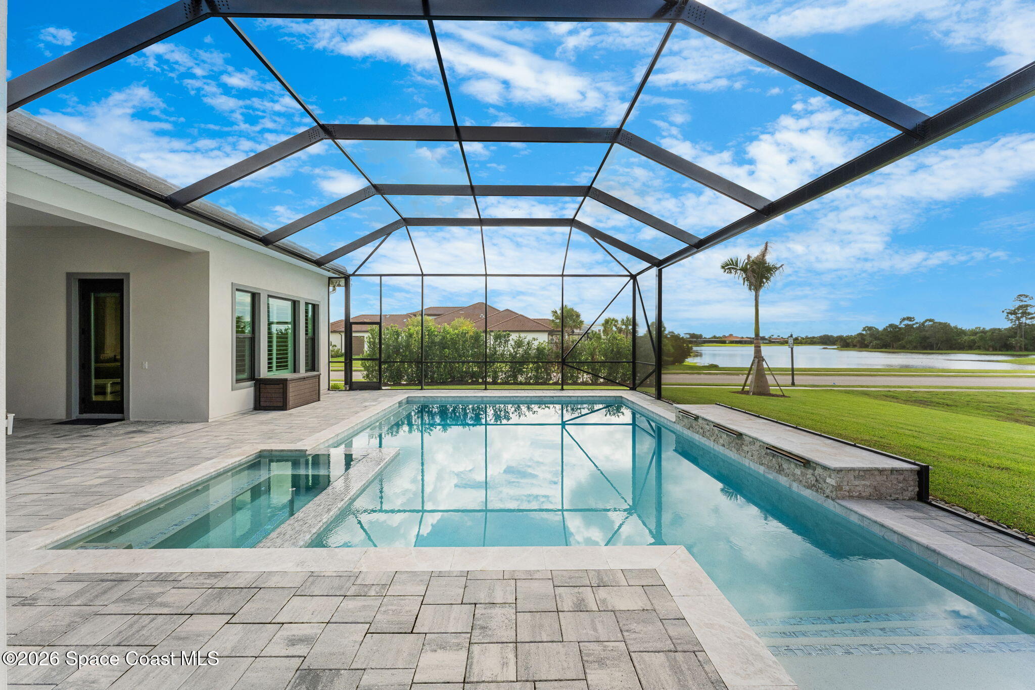 3739 Lake Adelaide Place