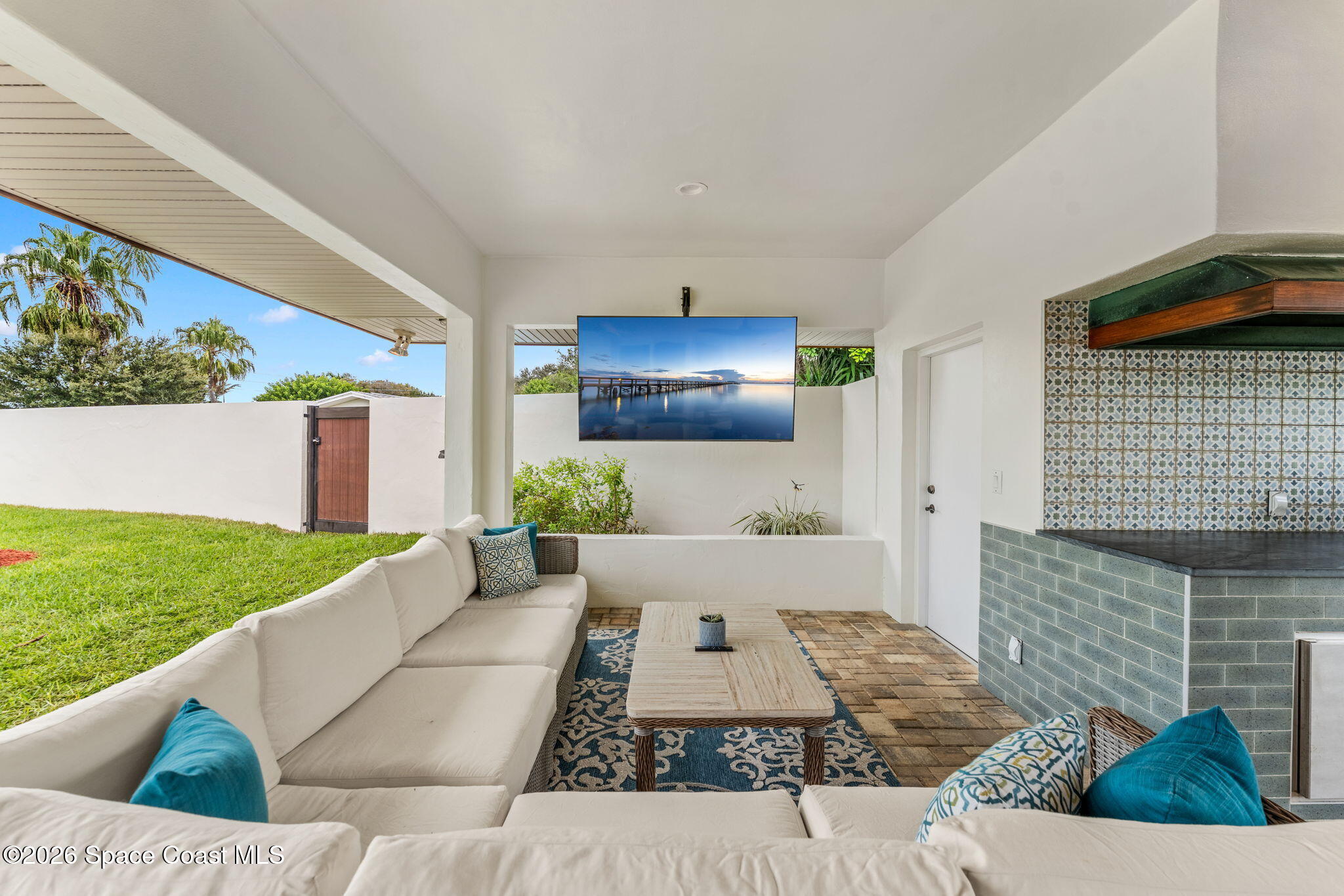 207 Riverside Drive