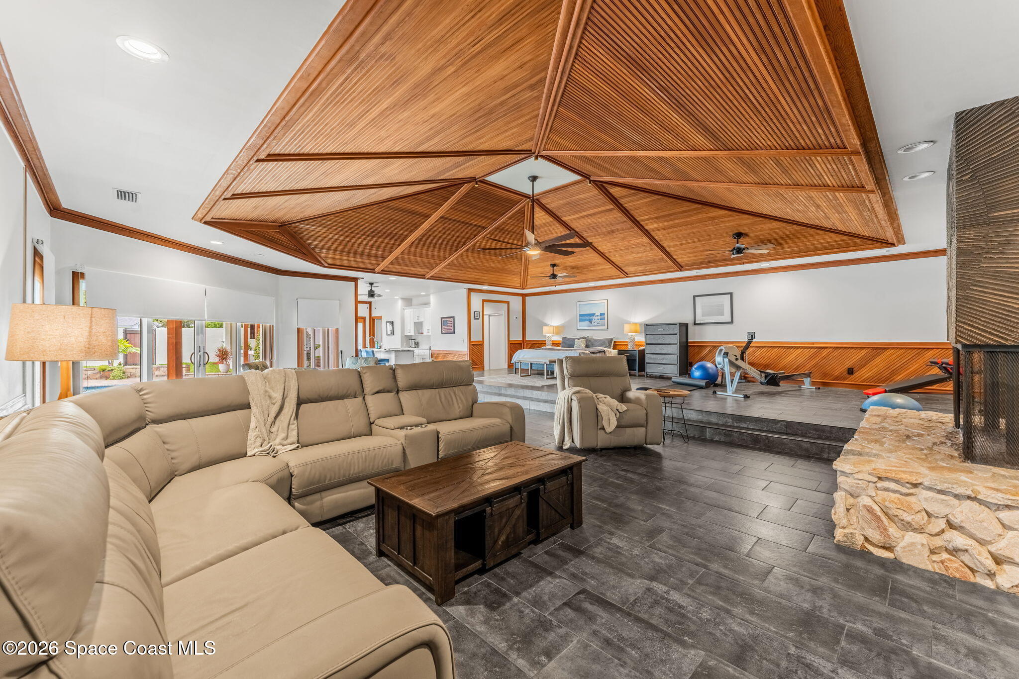 207 Riverside Drive