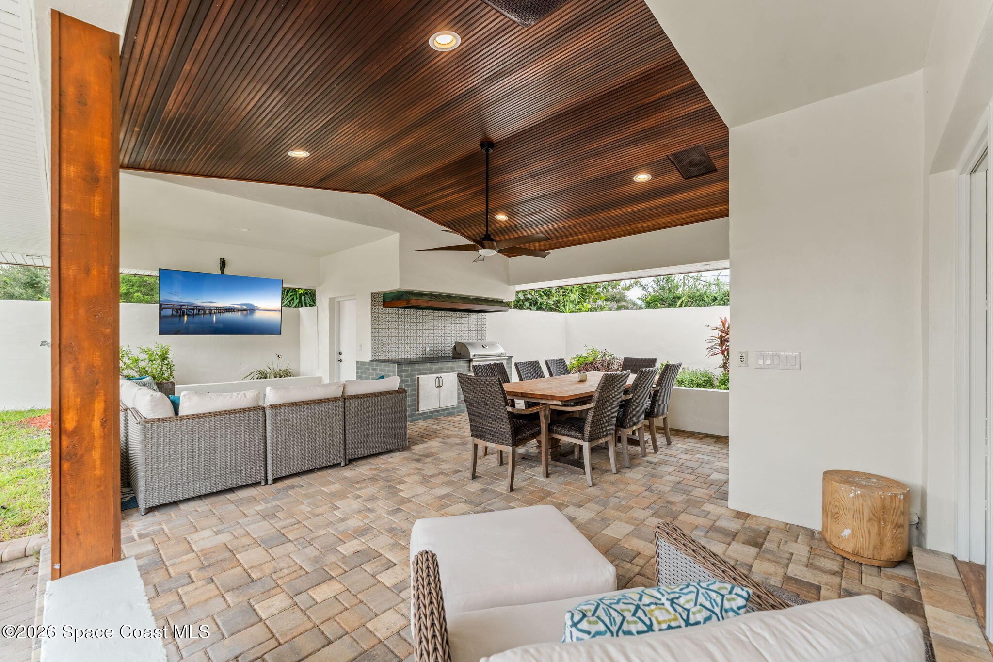 207 Riverside Drive