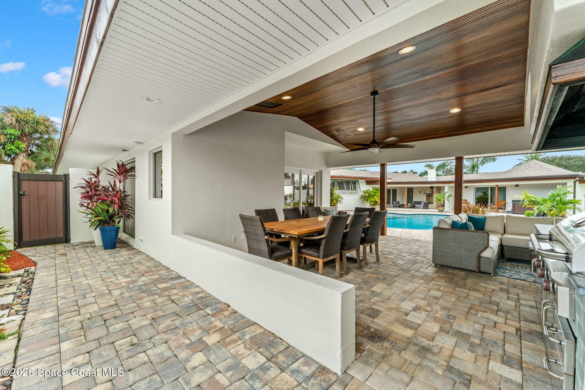 207 Riverside Drive
