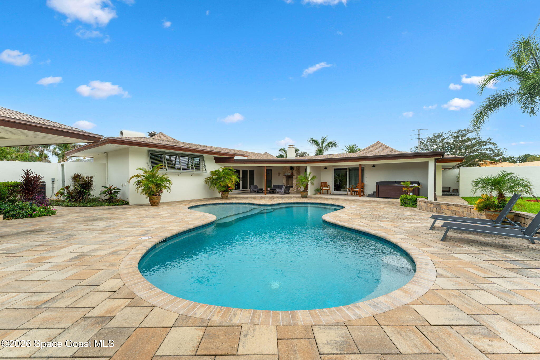 207 Riverside Drive