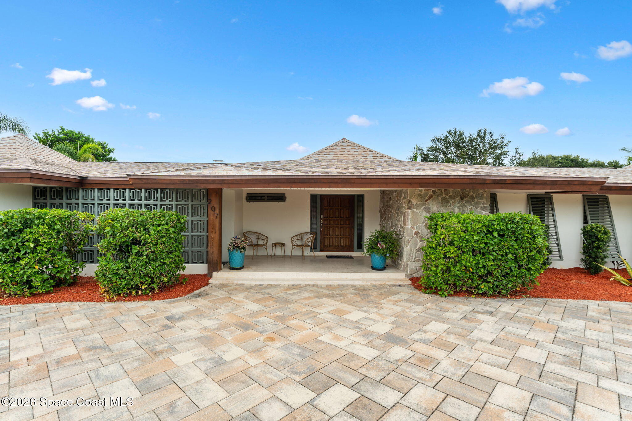 207 Riverside Drive